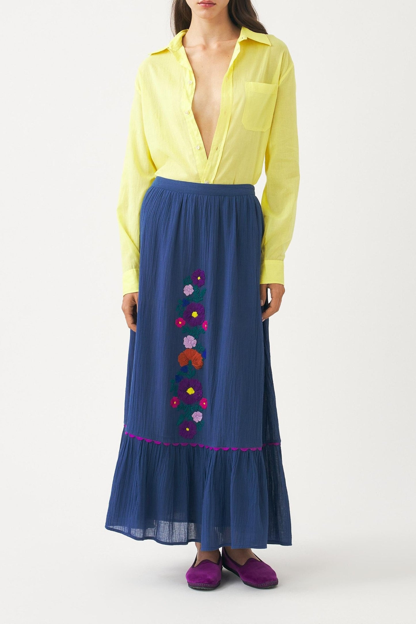 Hand-embroidered skirt Clotilda
