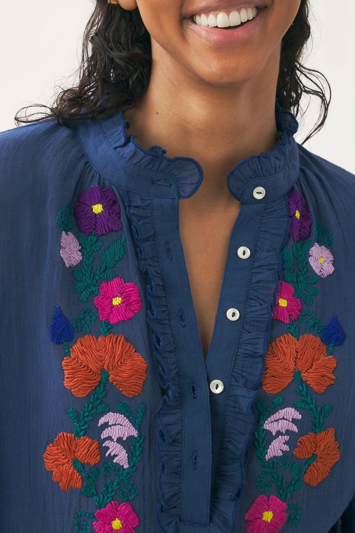 Hand-embroidered blouse Clotilda
