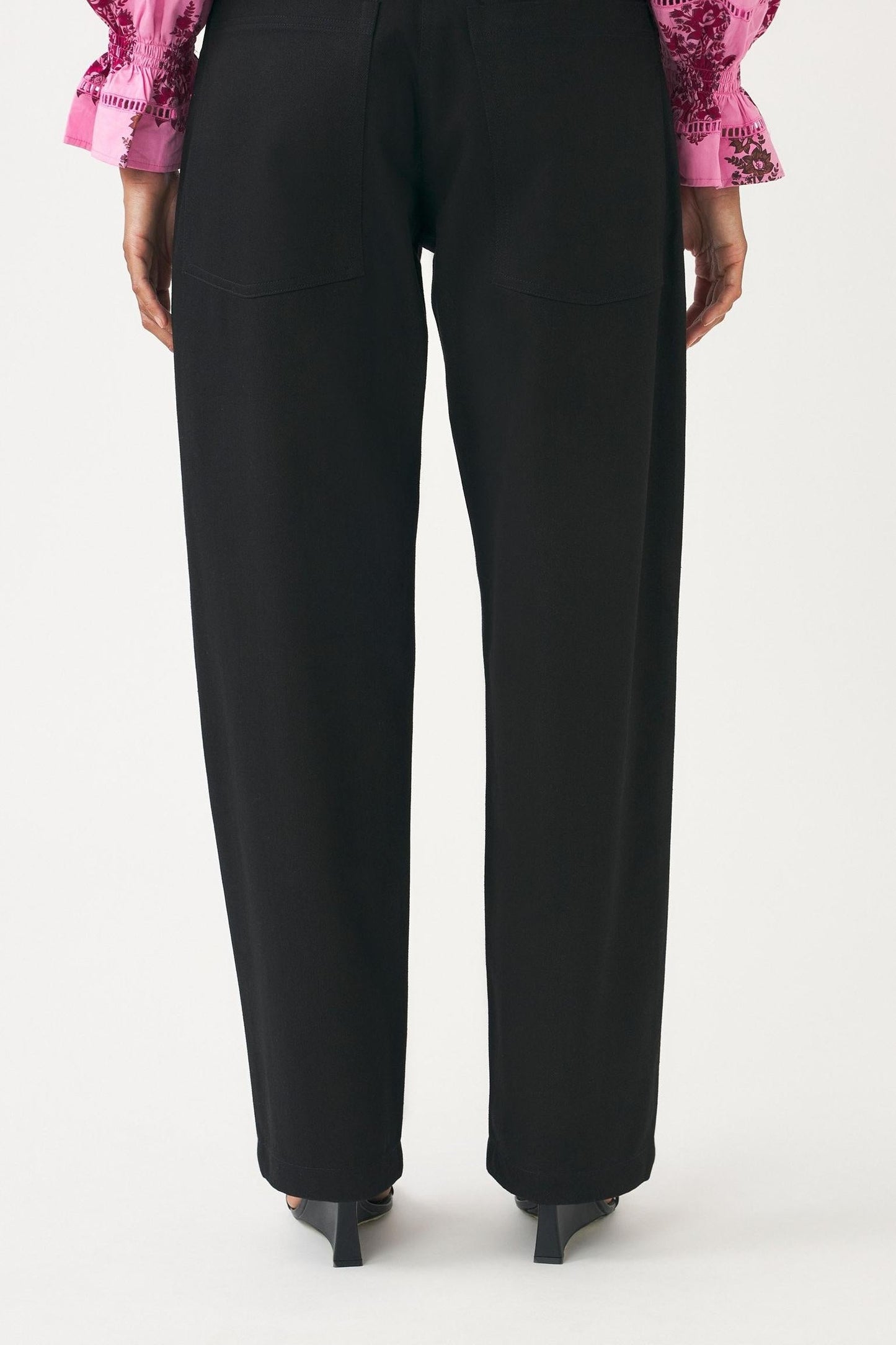 Oversized embroidered trousers Cindy