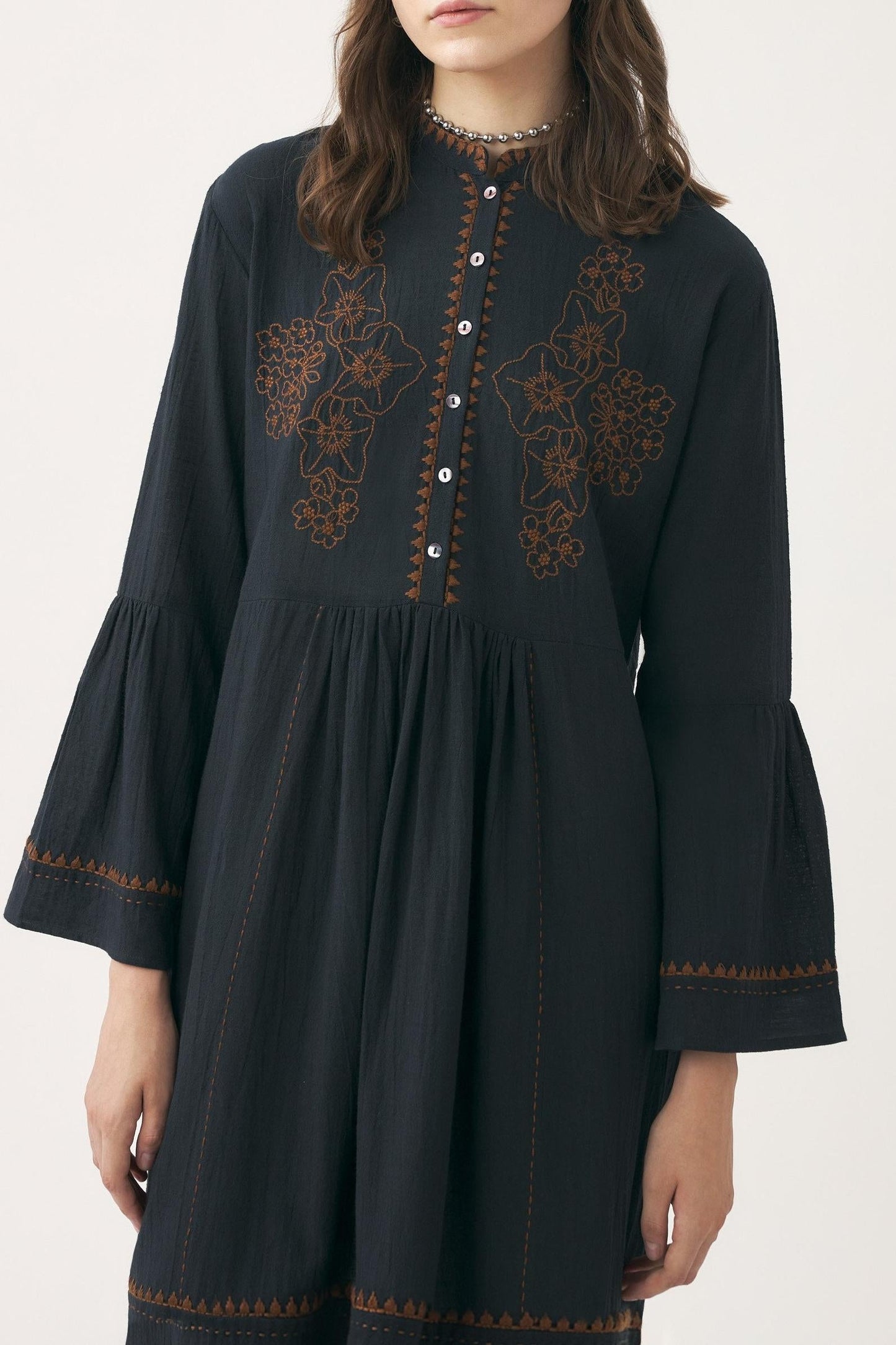 Linen hand-embroidered dress Cindy