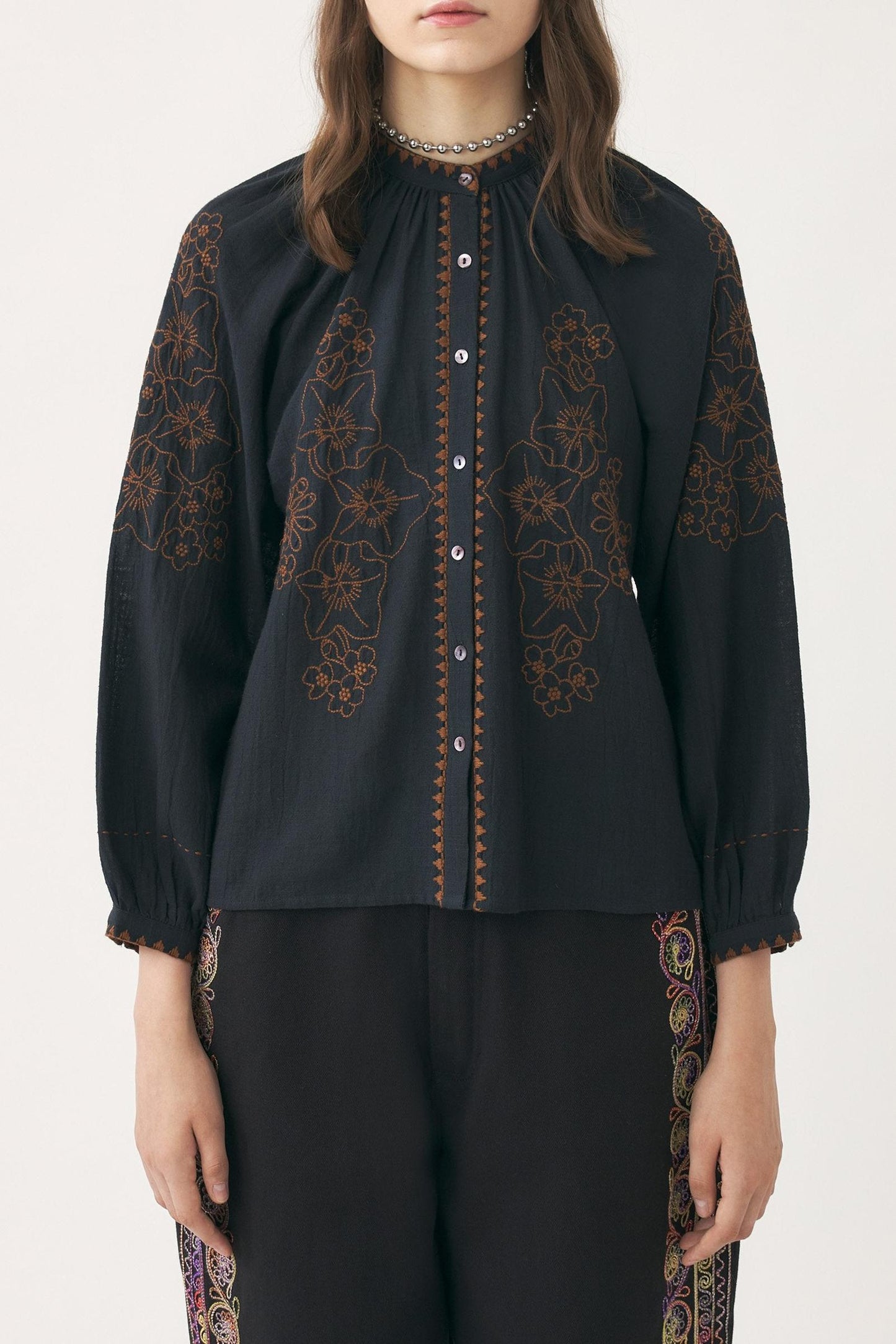 Hand-embroidered linen blouse Cindy