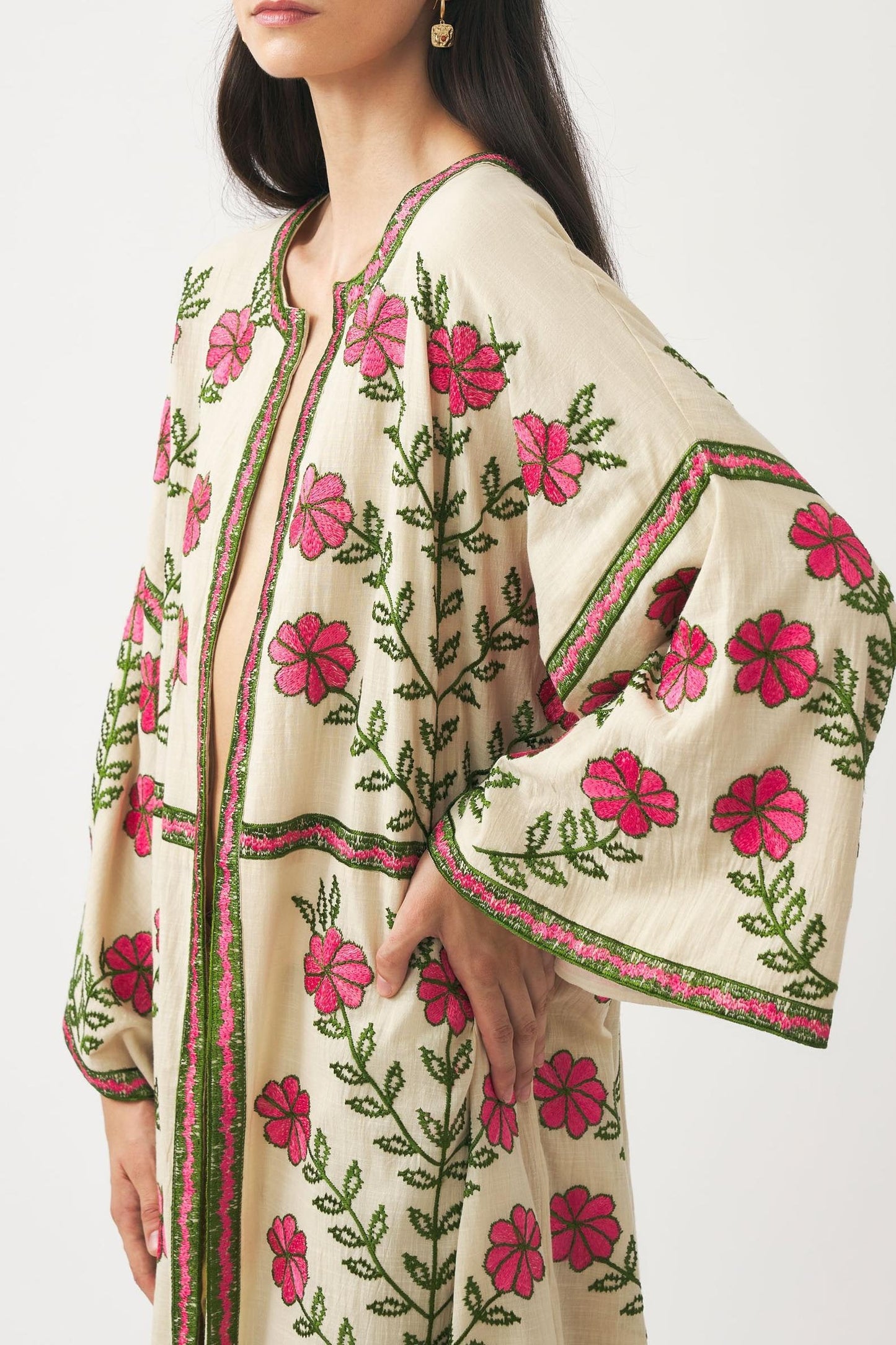 Embroidered kaftan Ario