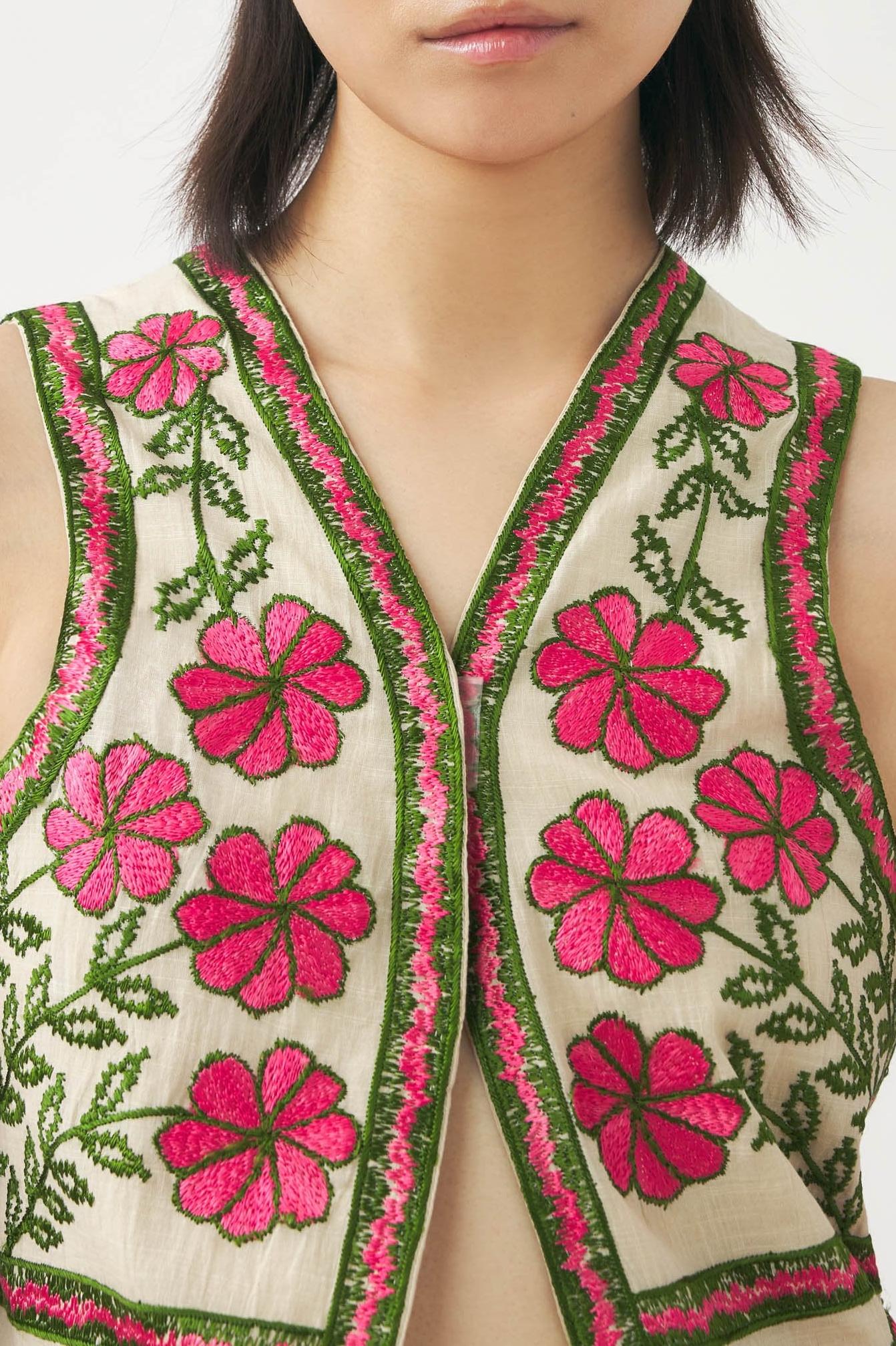 Embroidered sleeveless gilet Ario