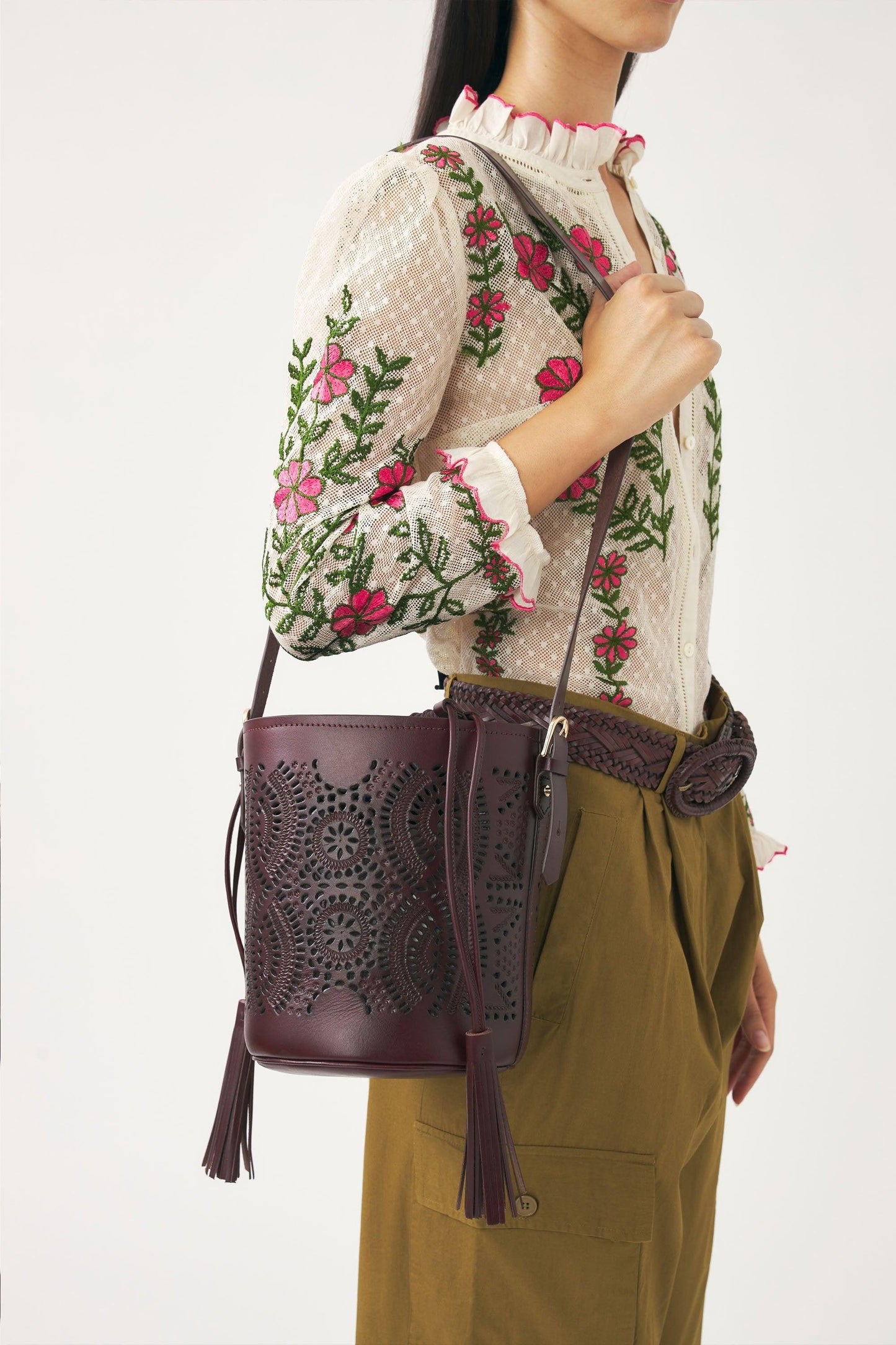 Embroidered lace blouse Ario