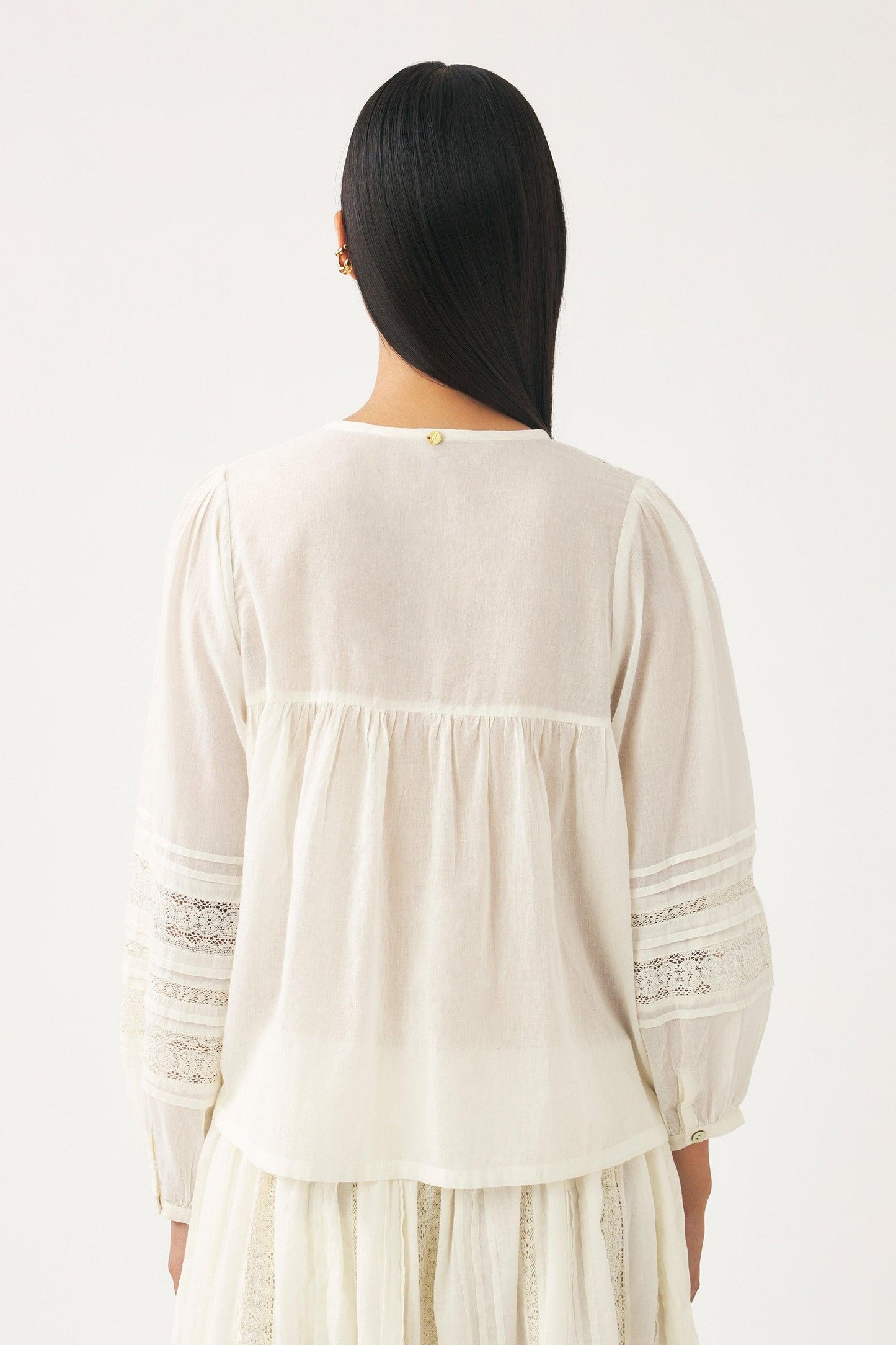 Openwork blouse Aloha