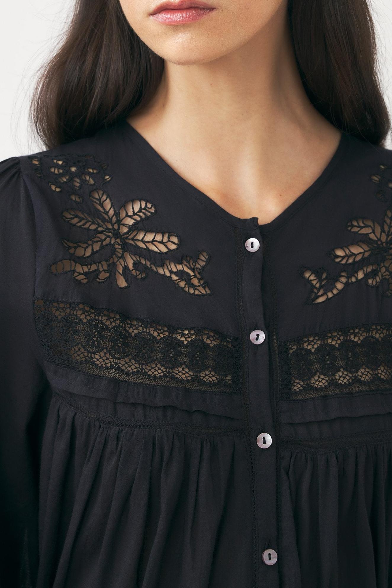Openwork blouse Aloha