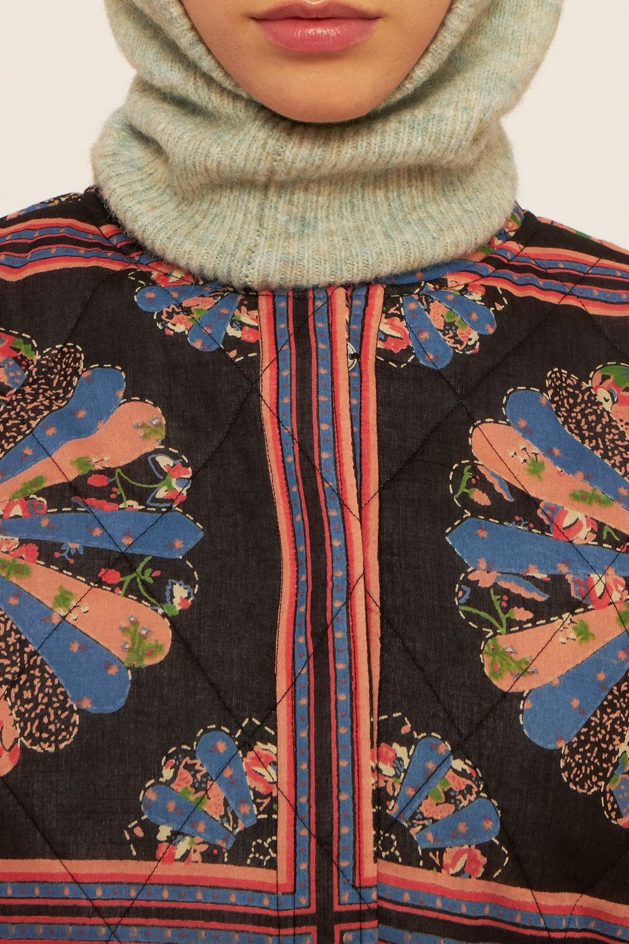 Tibo hat
