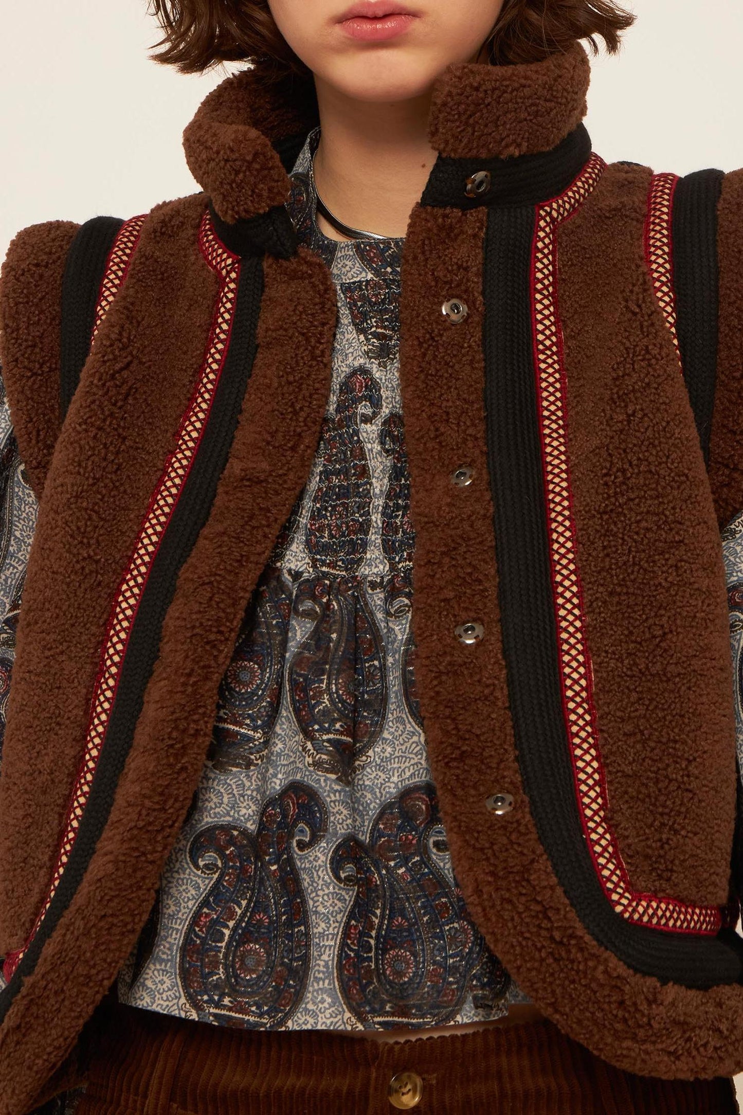 Sabli sleeveless gilet
