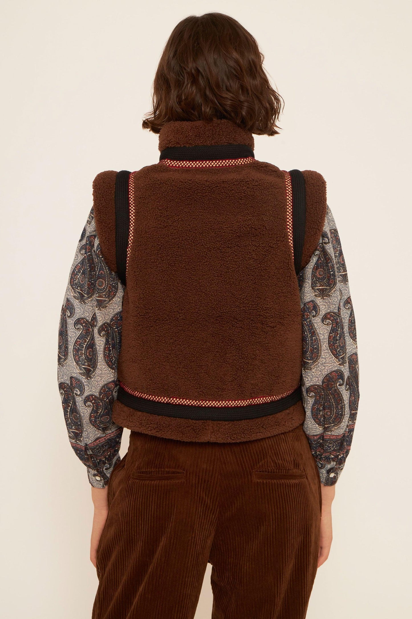 Sabli sleeveless gilet