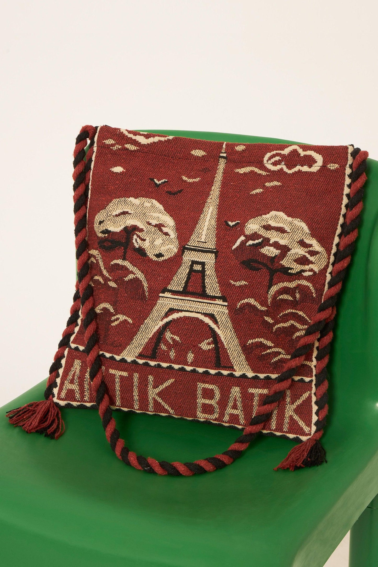 Paris woven bag