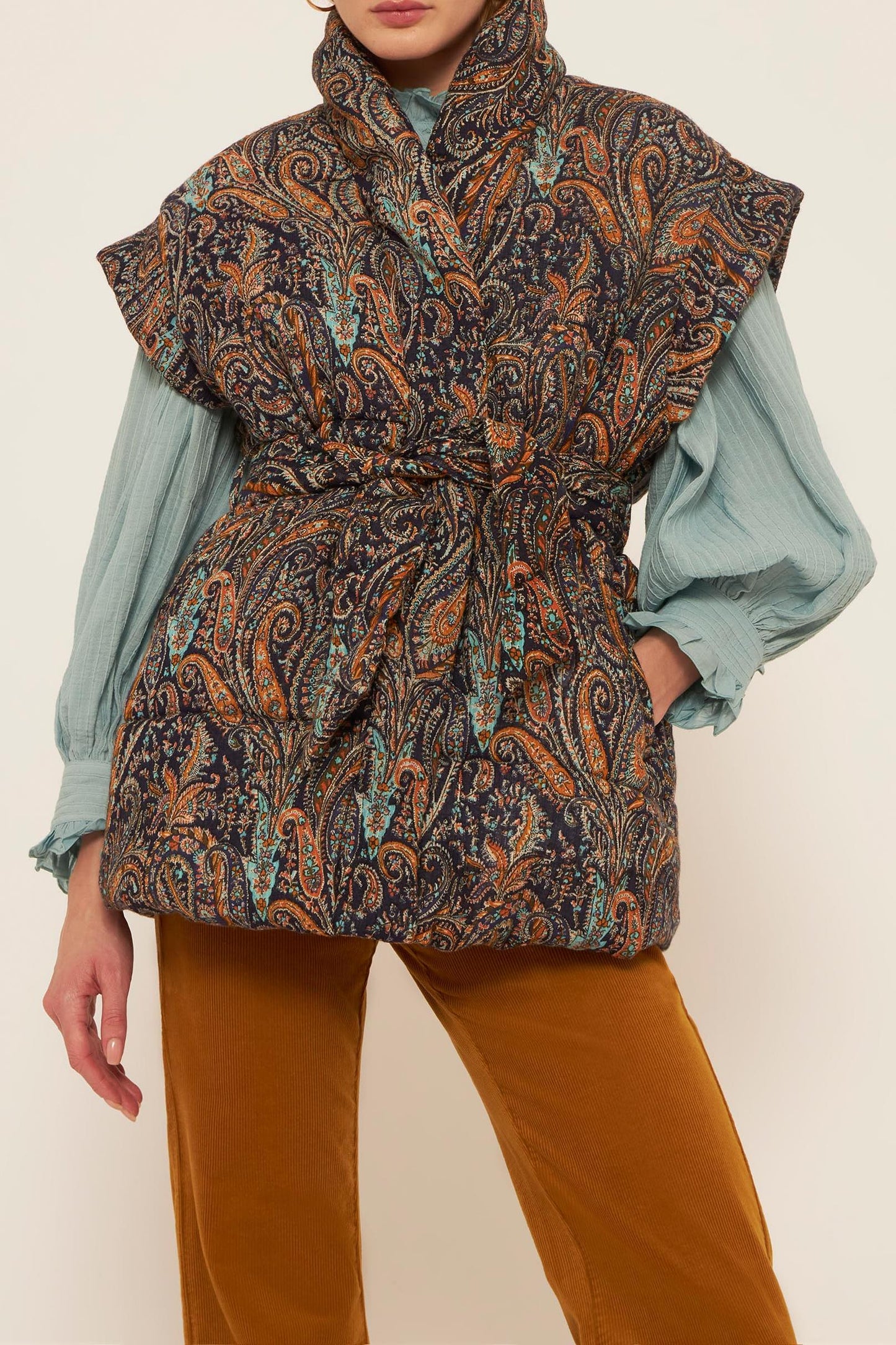 Elvis print sleeveless jacket