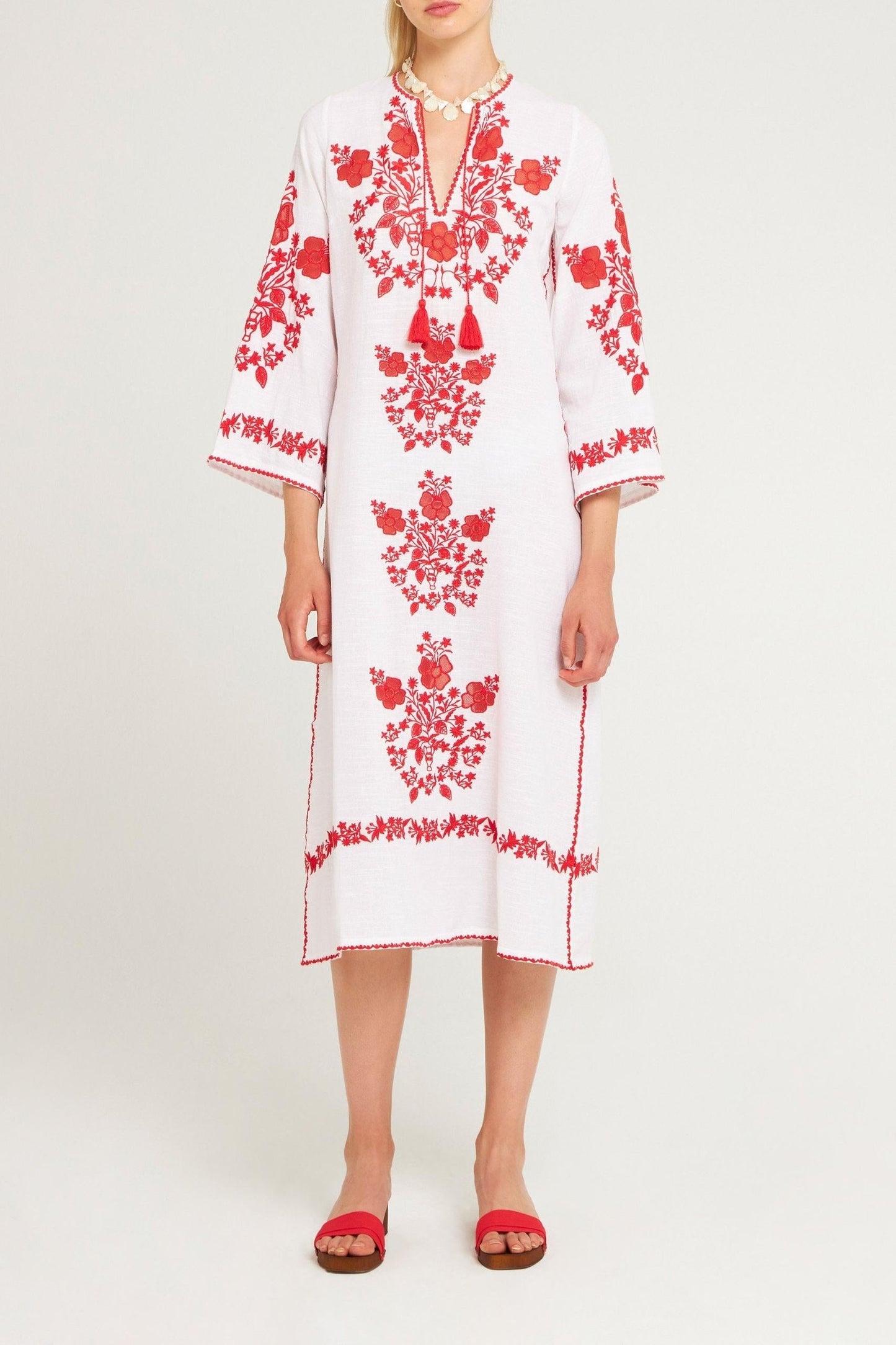 Robe longue brodée Vani white/red