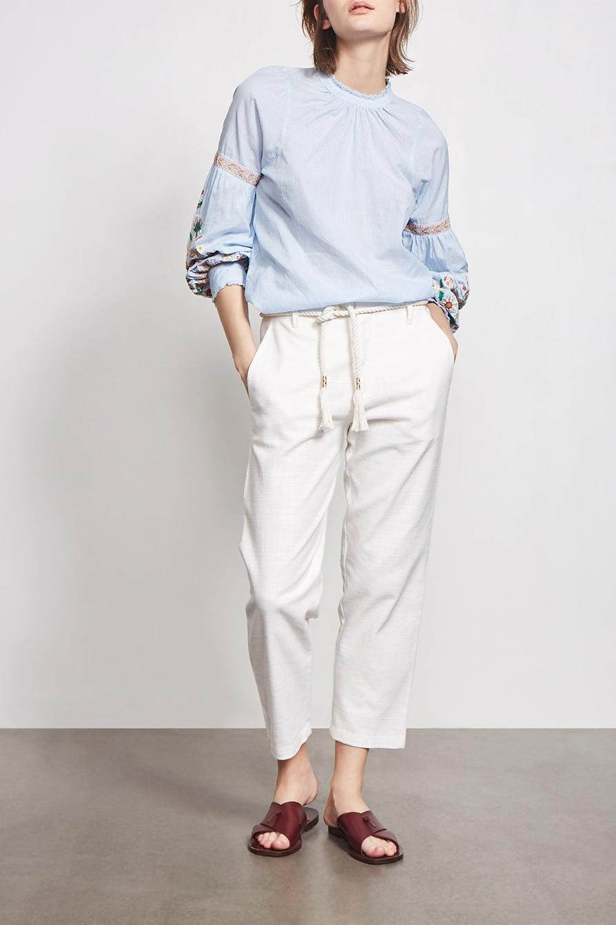 Pantalones color crema escarlata