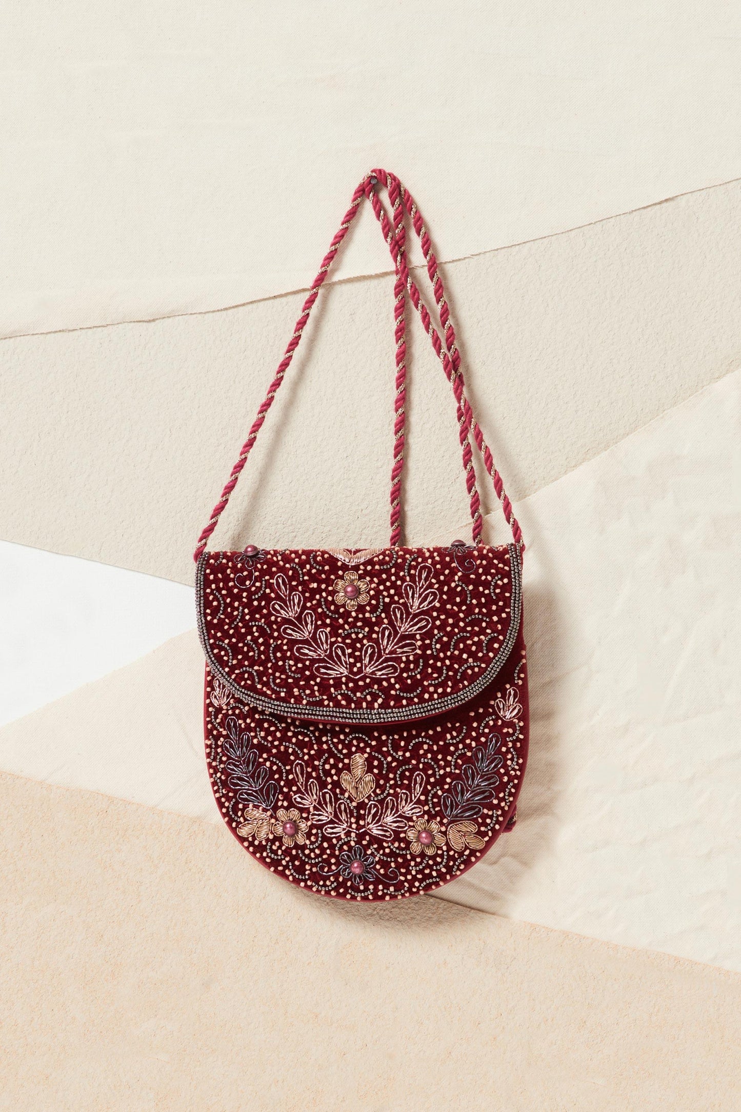 Marie embroidered bucket bag - Burgundy