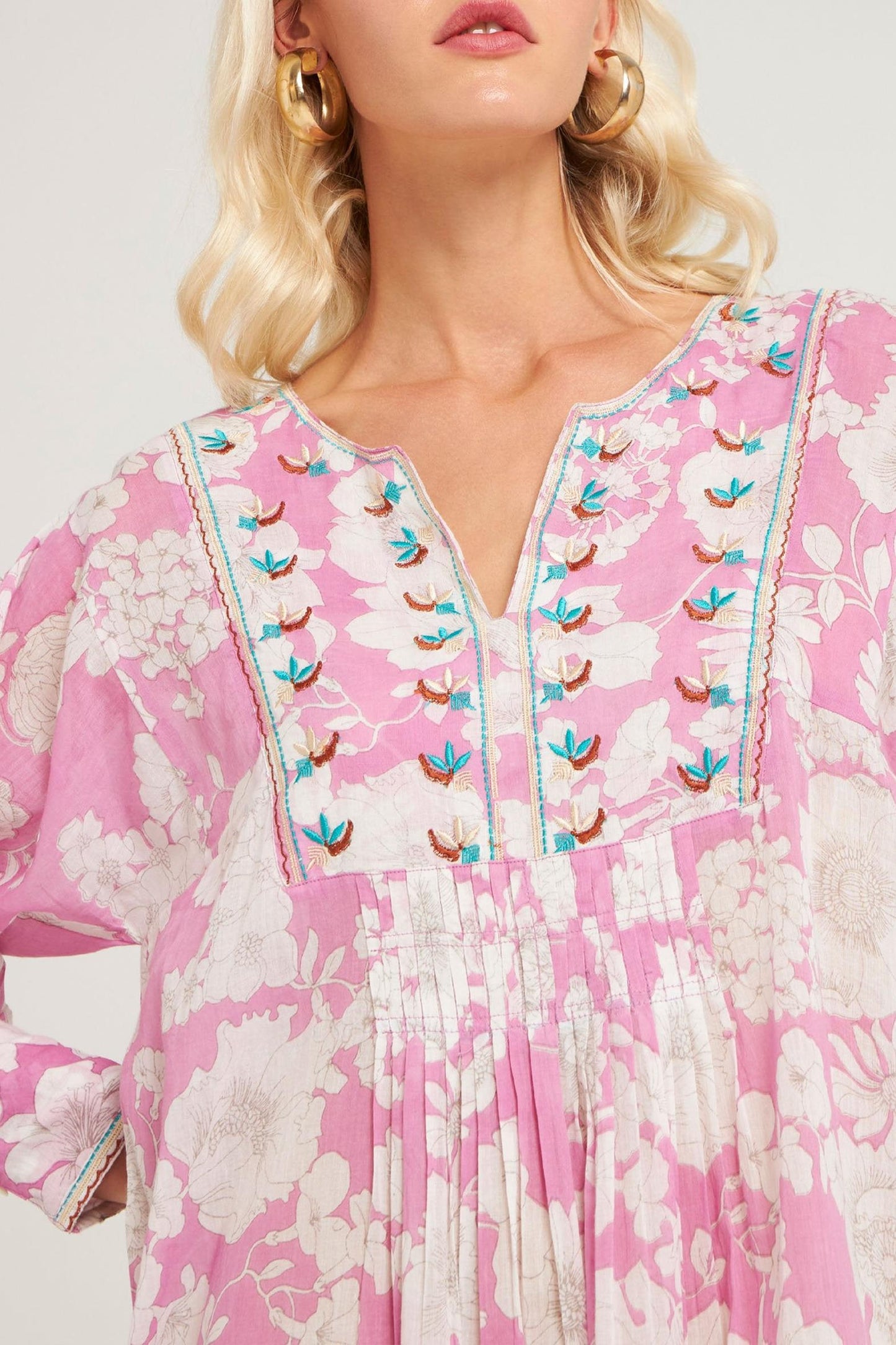 Robe longue brodée Peony