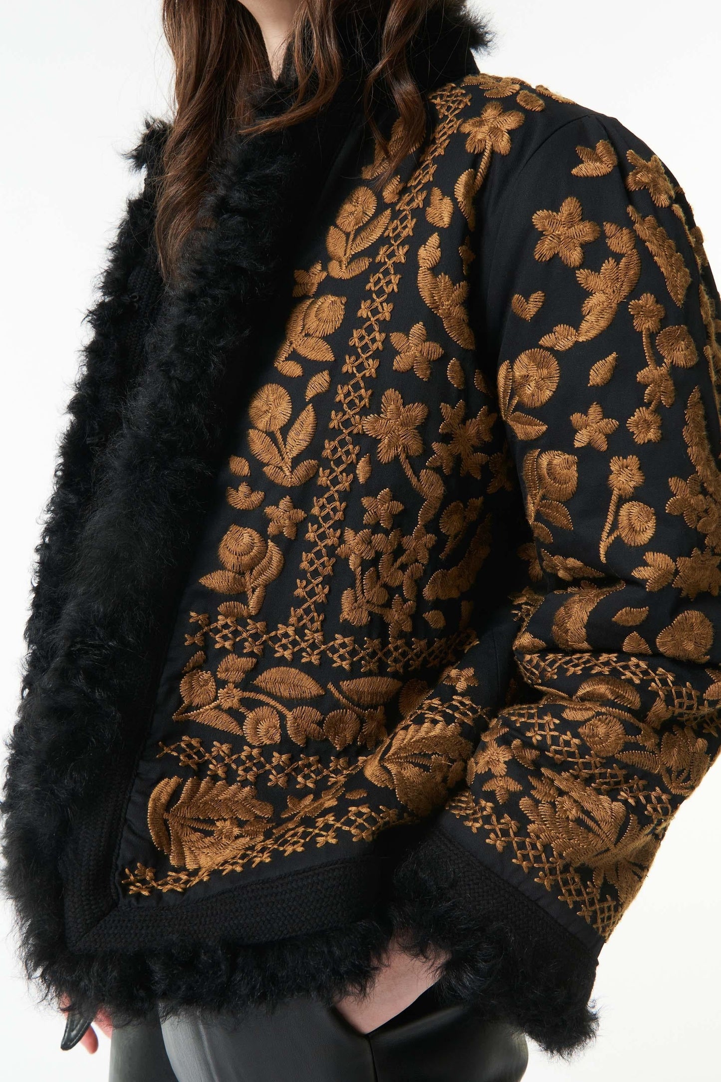 Huga fur jacket - Black and gold