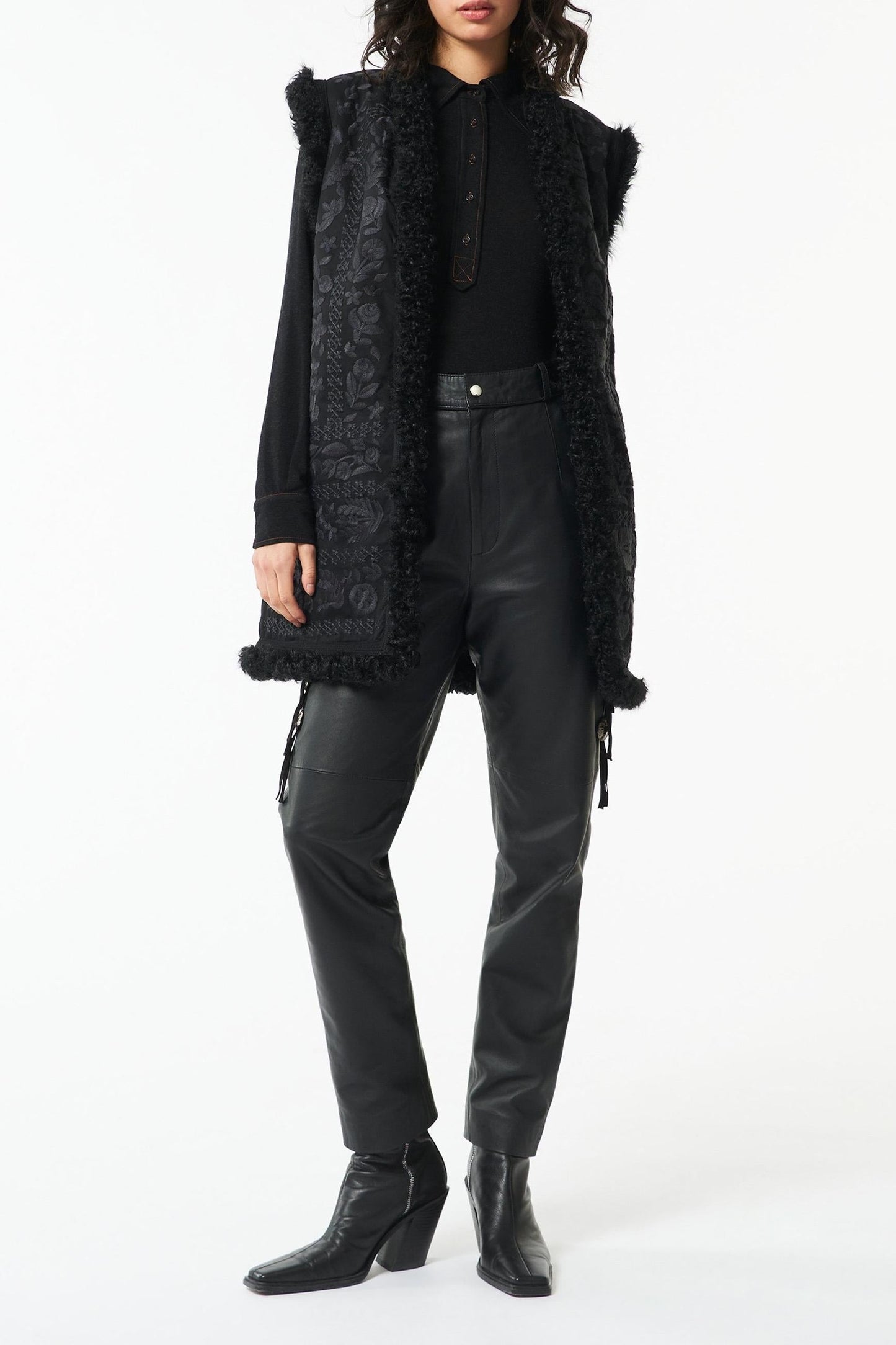 Huga long fur vest - Black