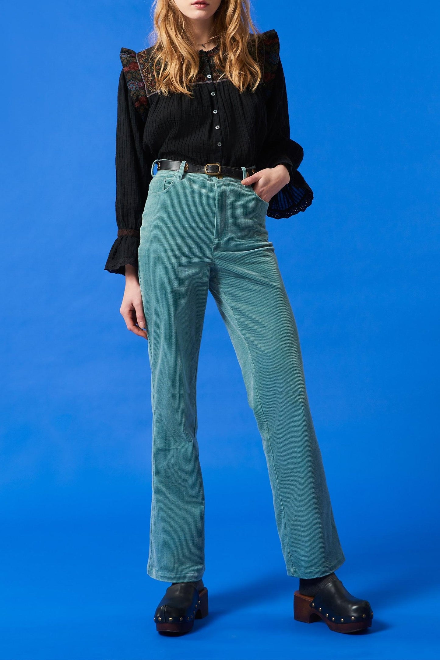 Bernadette embroidered shirt - Black