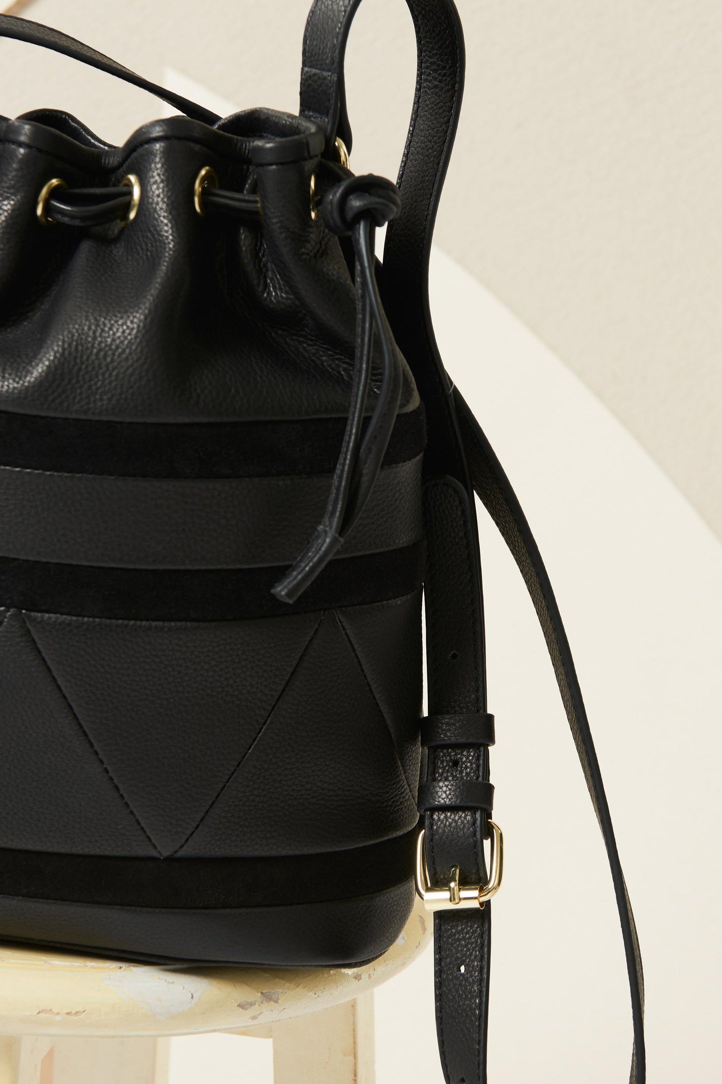 Bala bucket bag in leather and canvas - Black