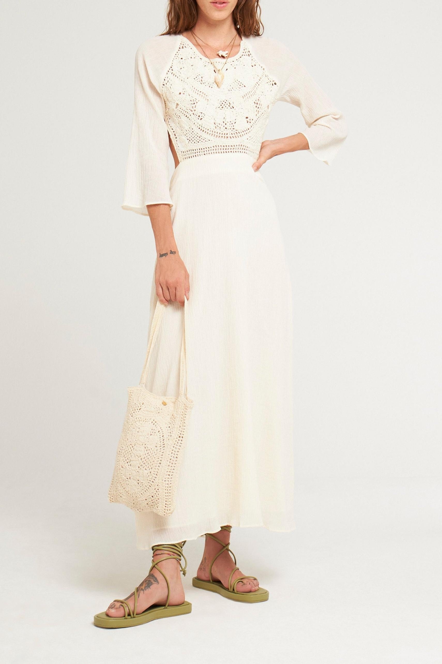 Robe dos nu Lacy