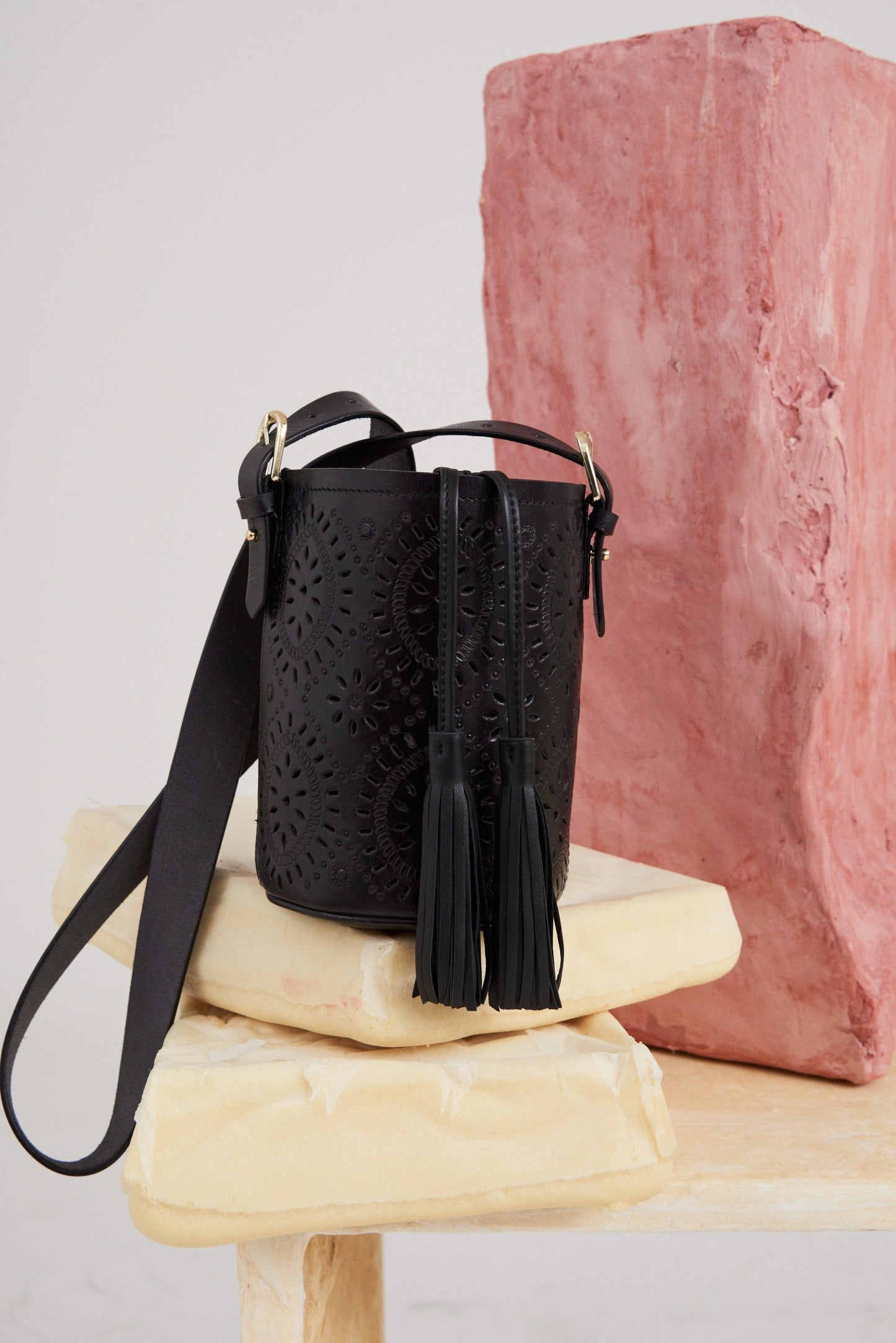 Bolso tipo cubo Kali - Negro