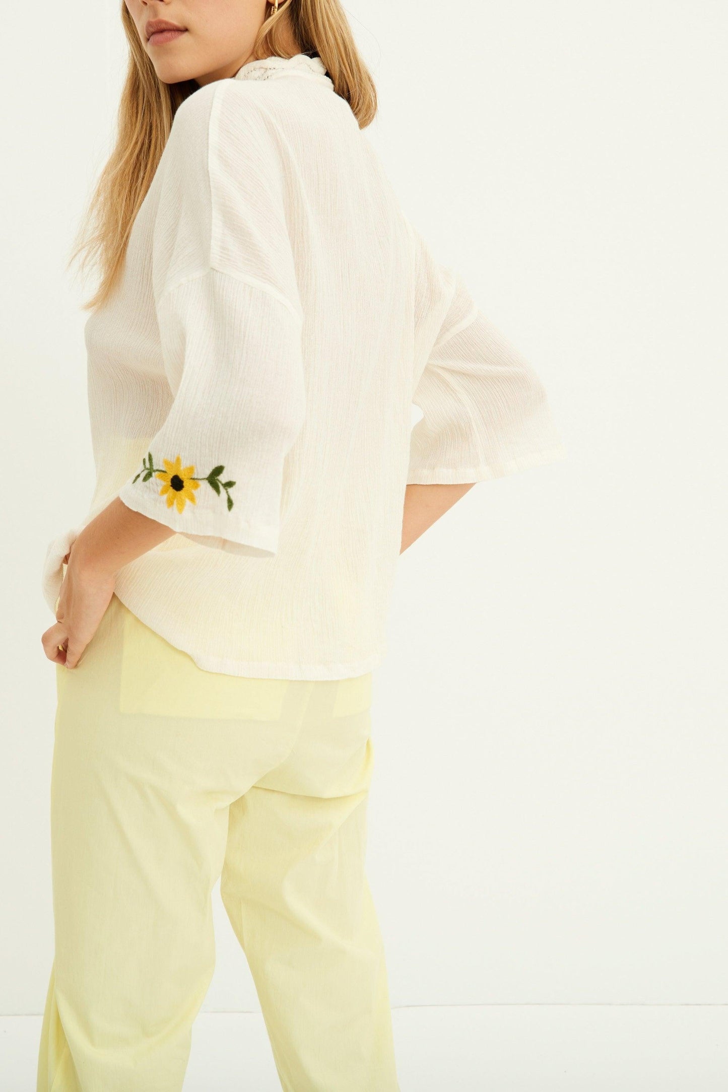 Kala Poplin Carrot Pant - Pastel Yellow