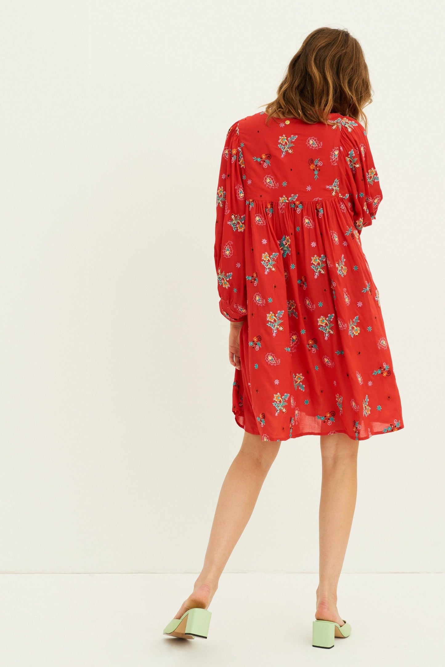 Houla Embroidered Flowing Short Dress - Red