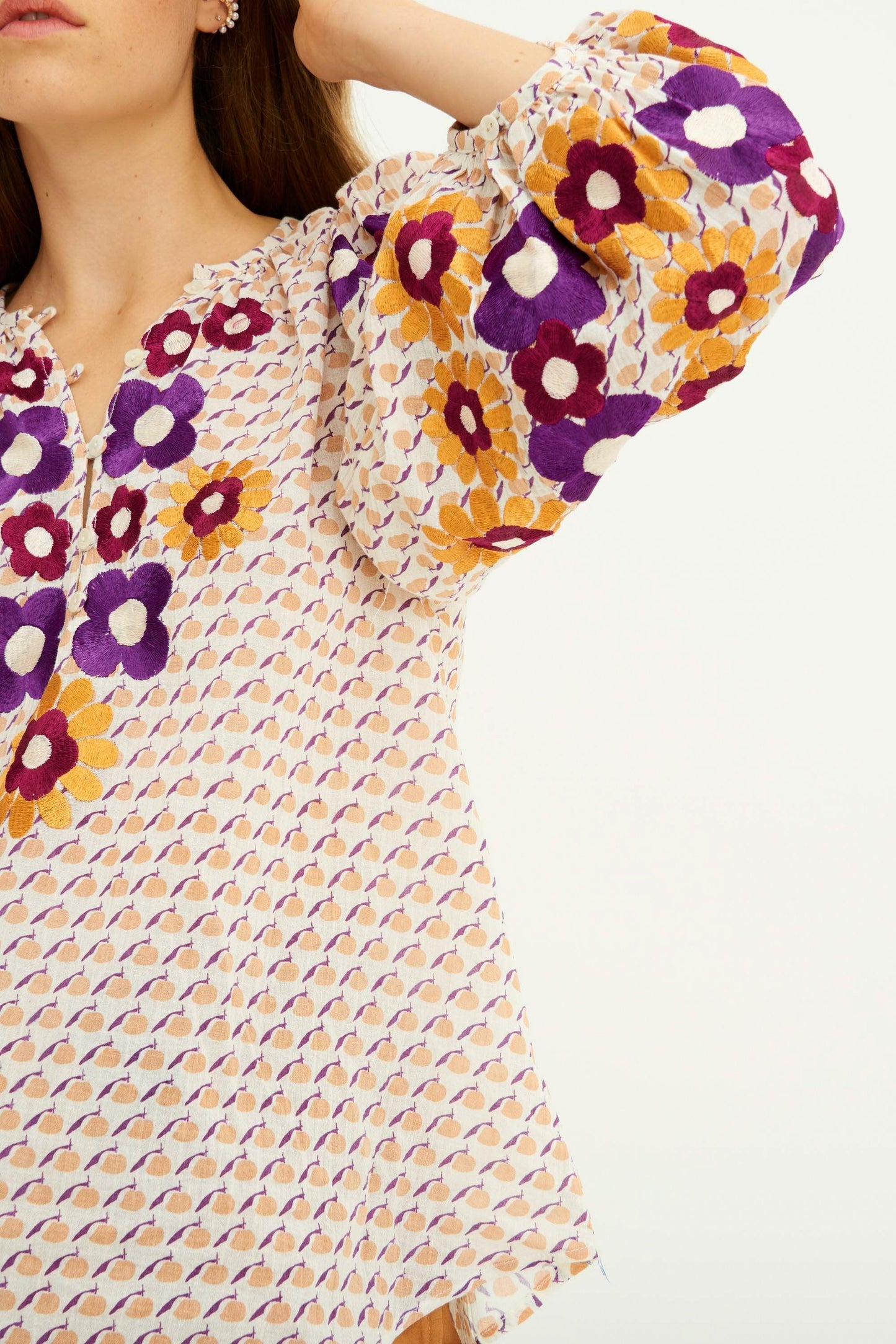 Apoline Embroidered Blouse - Peach