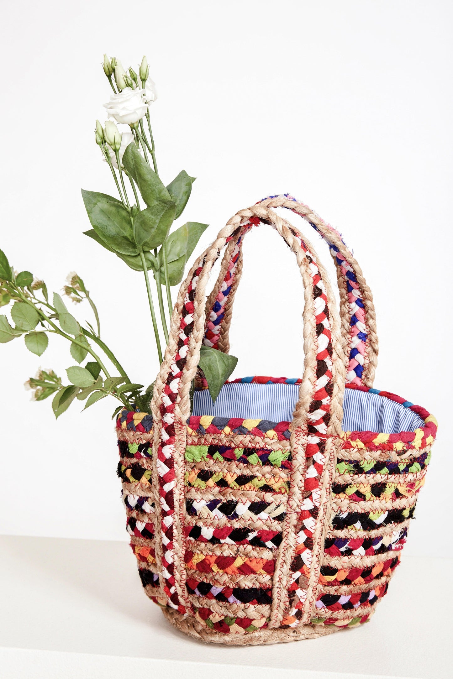 Cesta pequeña de yute trenzado Jella - Multicolor