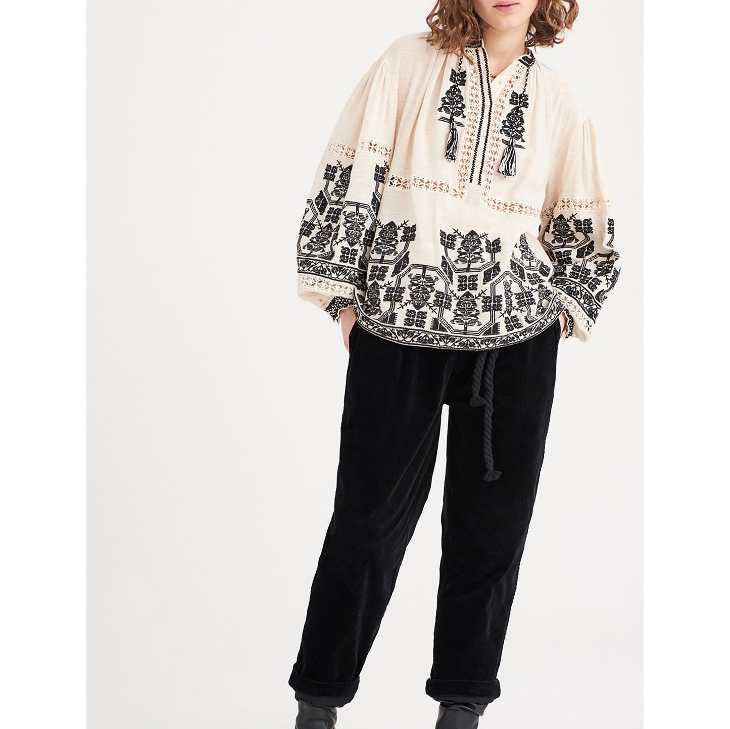 Blusa bordada Sofia - Crema