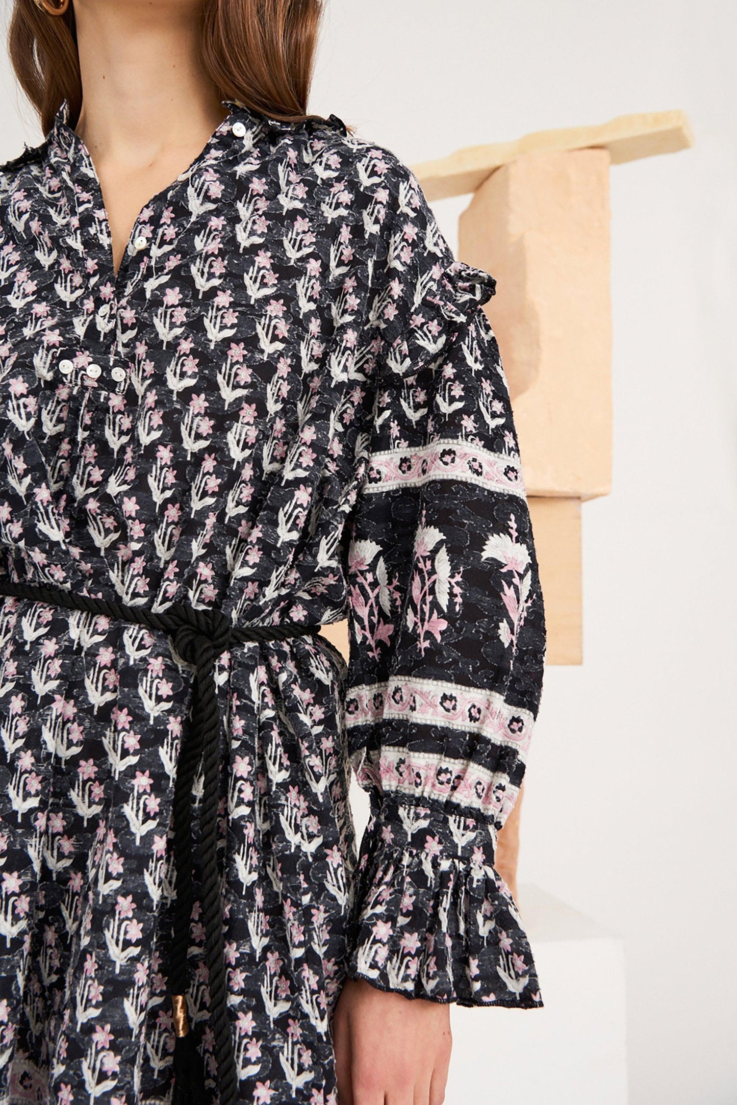 Vestido midi floral Mandee