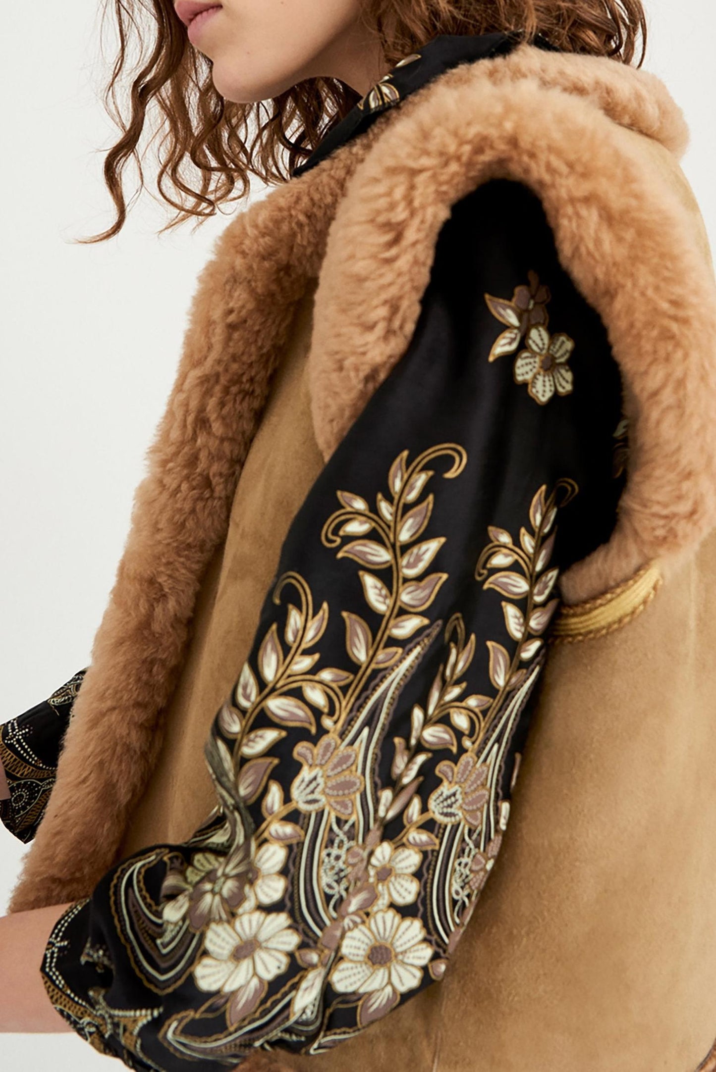 Dimitri Sleeveless Vest