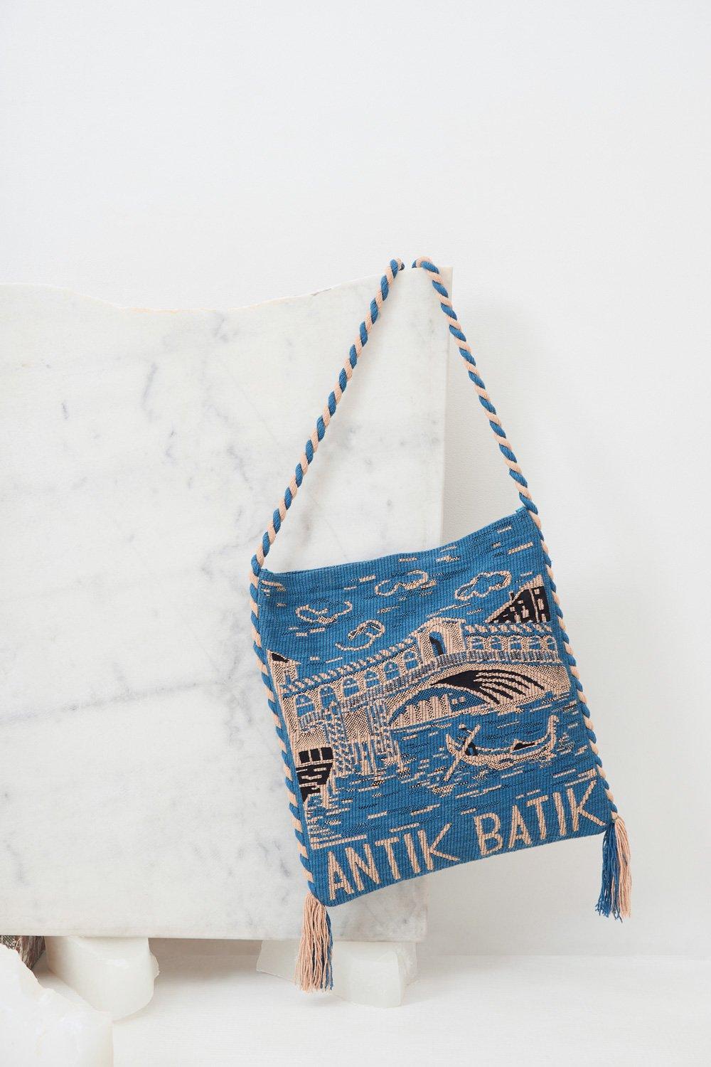 Venezia Woven Shoulder Bag - Blue