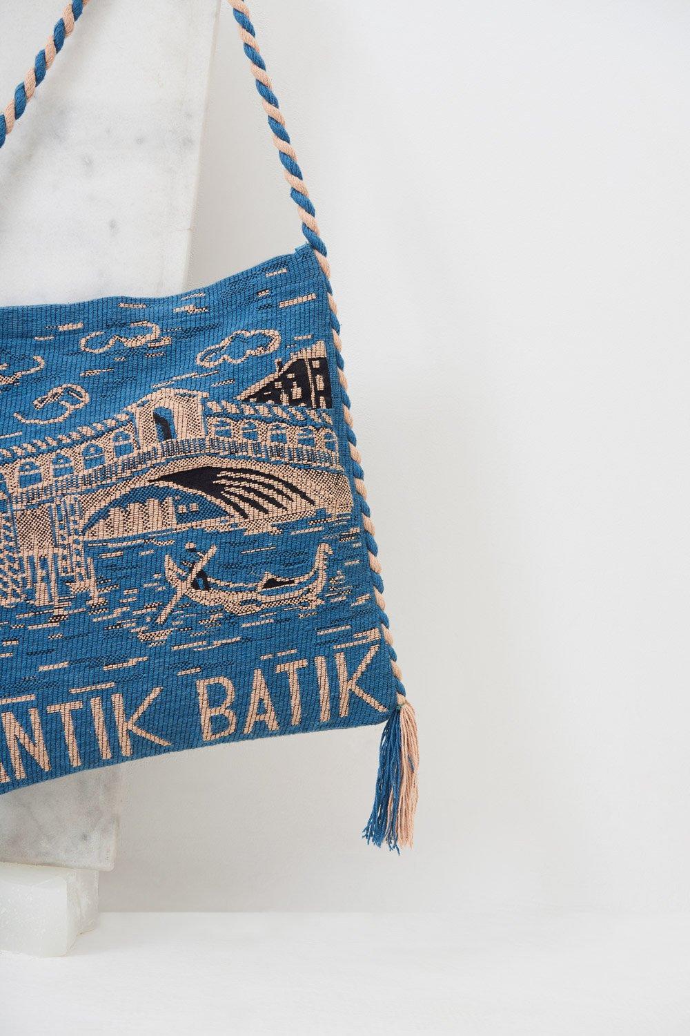 Venezia Woven Shoulder Bag - Blue