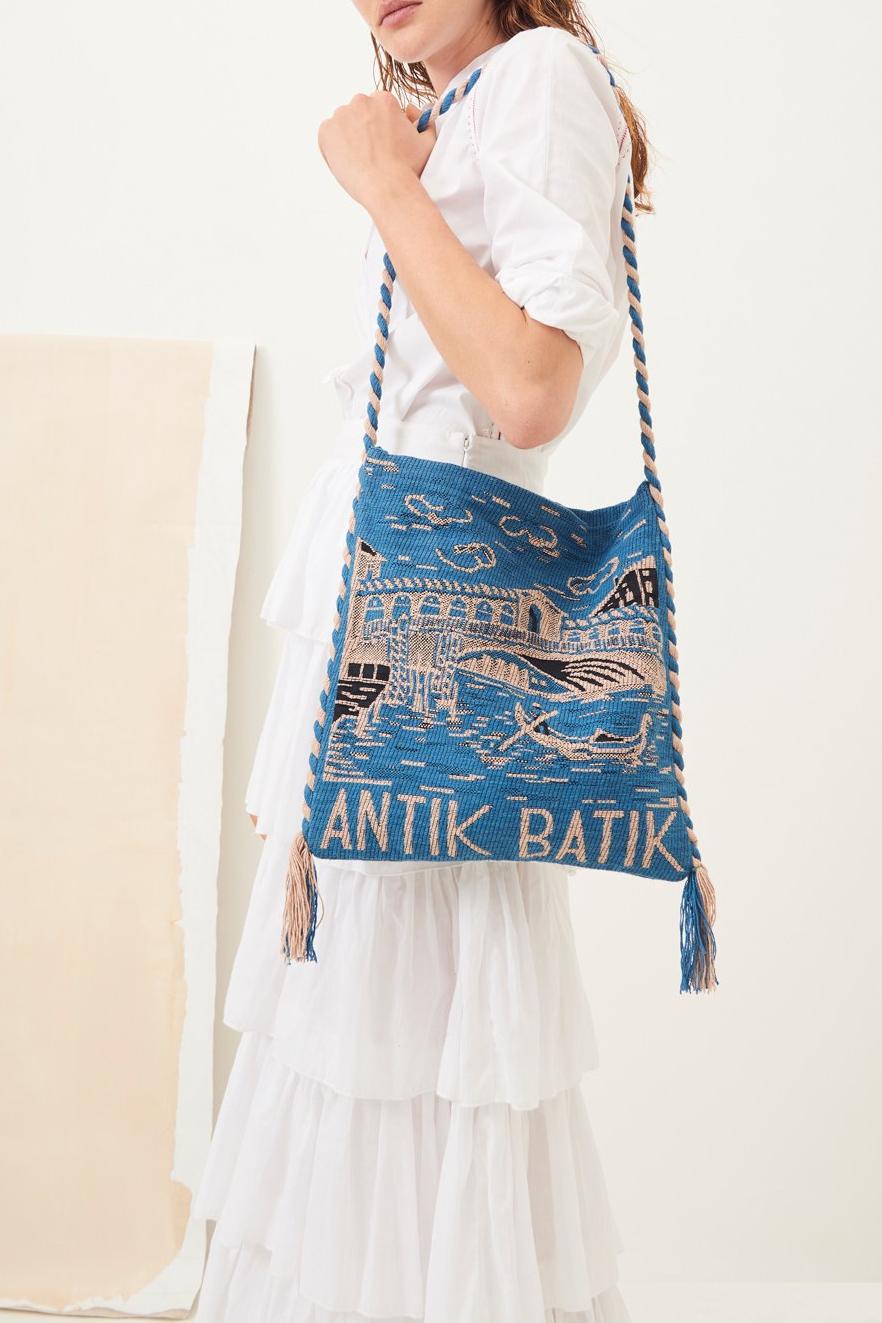 Venezia Woven Shoulder Bag - Blue