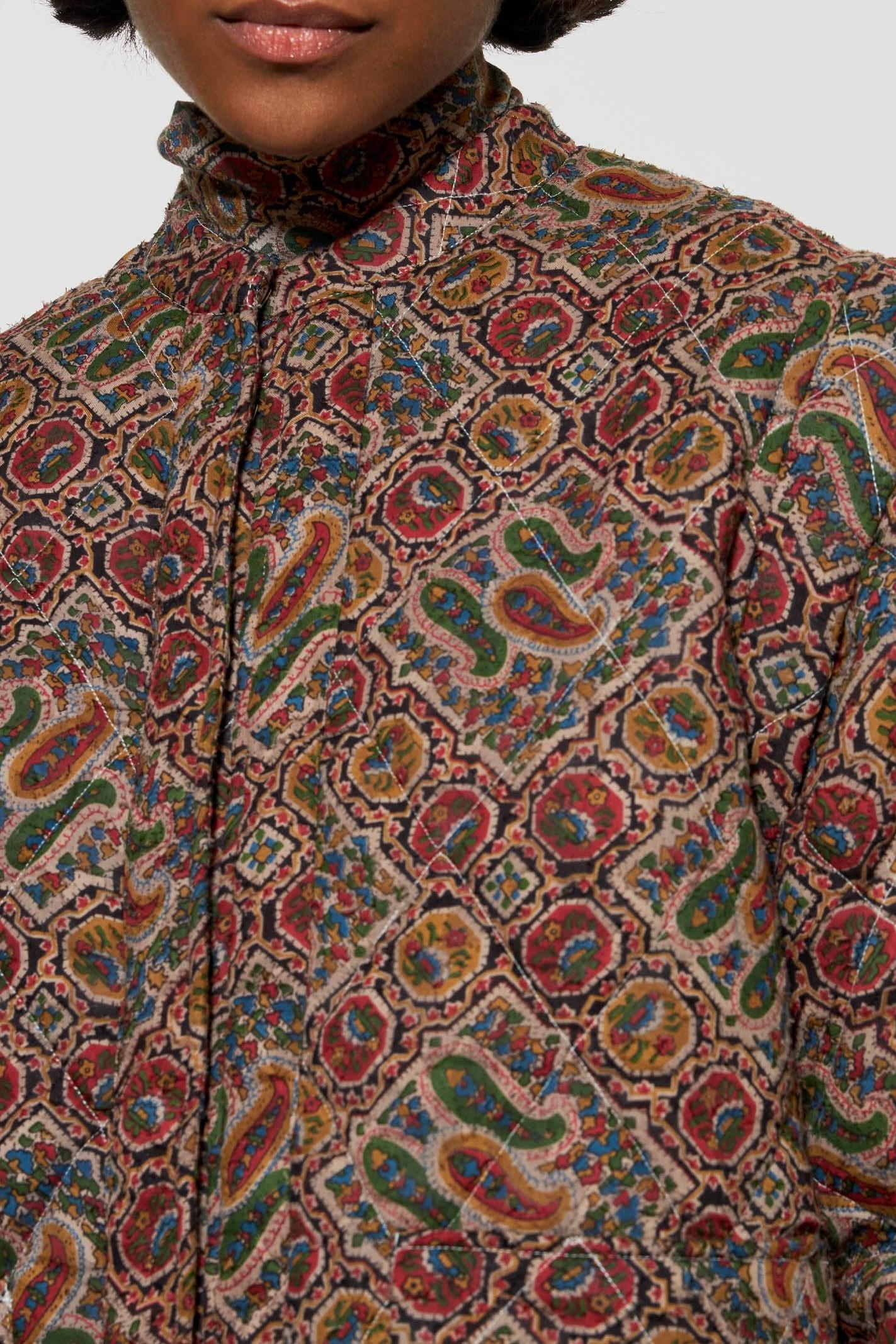 Chaqueta acolchada con estampado Zina