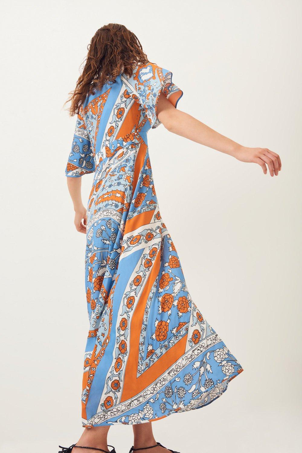 Léandra Flowing Maxi Dress
