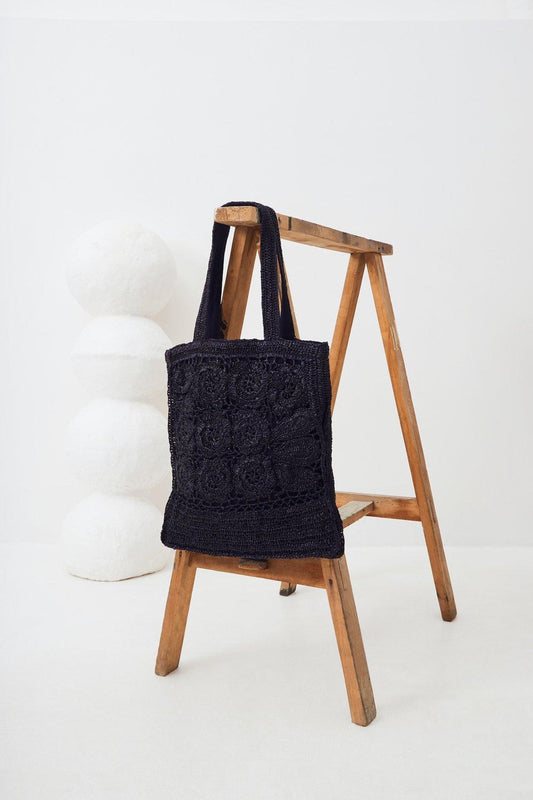 Holy Raffia Tote - Black