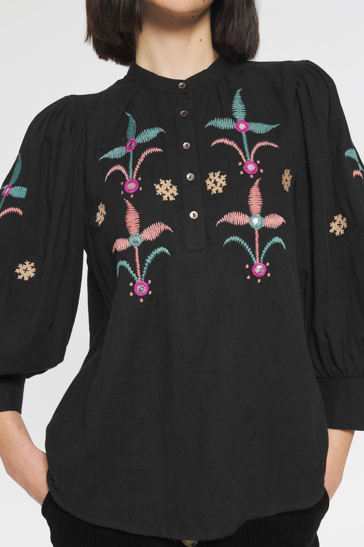 Rafi Embroidered blouse