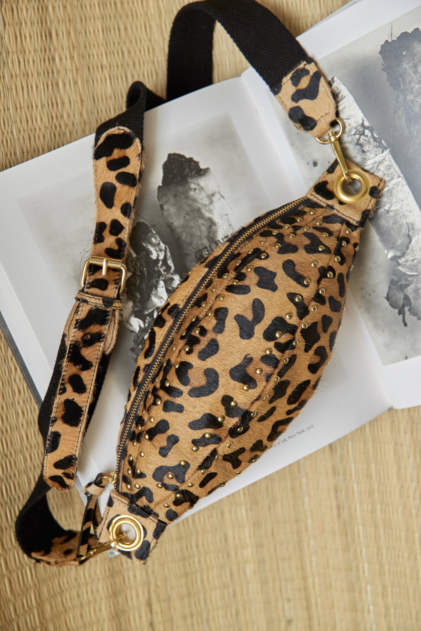 Riñonera Baguera Leopard