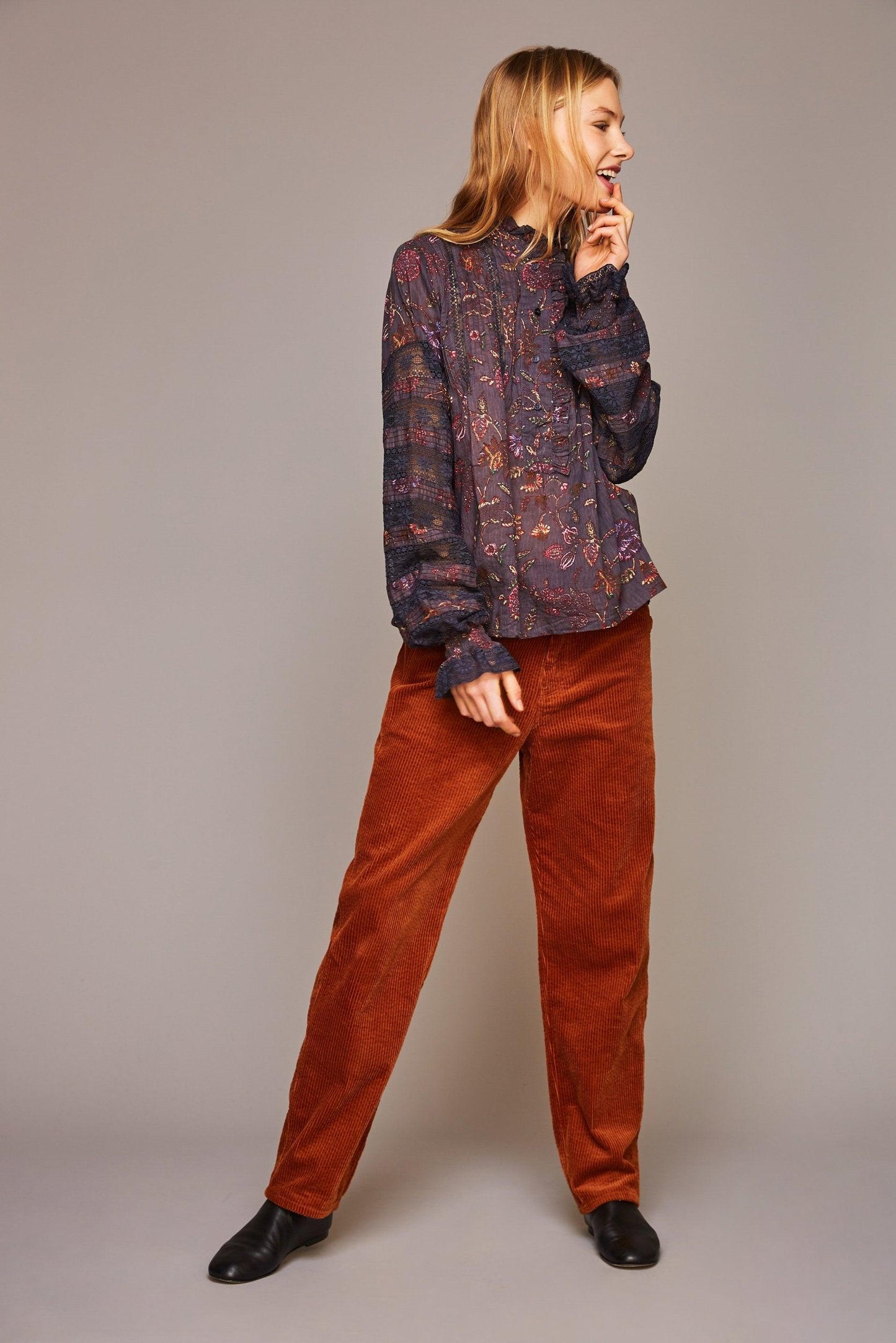 Blouse victorienne fleurie gris ardoise Alina