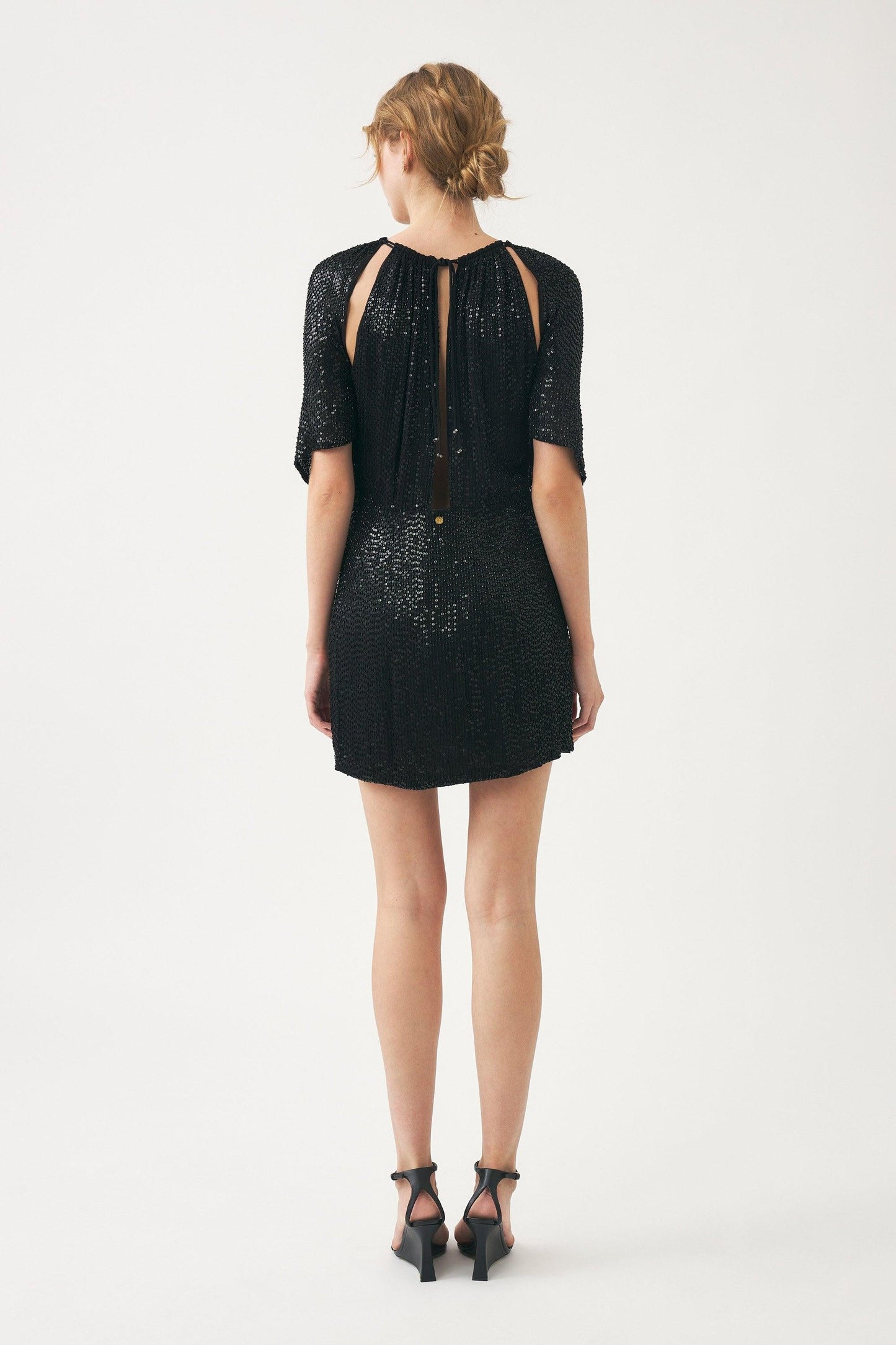 Mini dress hand-embroidered with pearls Dune