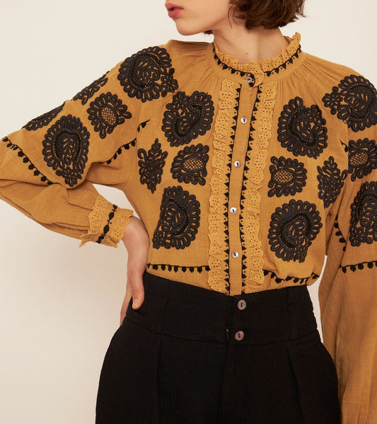 Blouse brodée Tobby