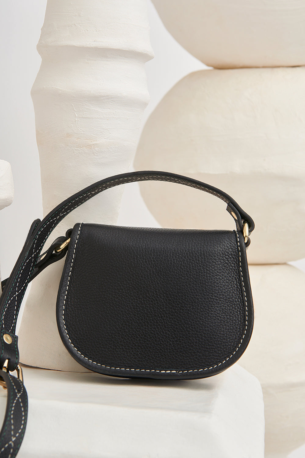 Mini-sac bandoulière en cuir Tyria