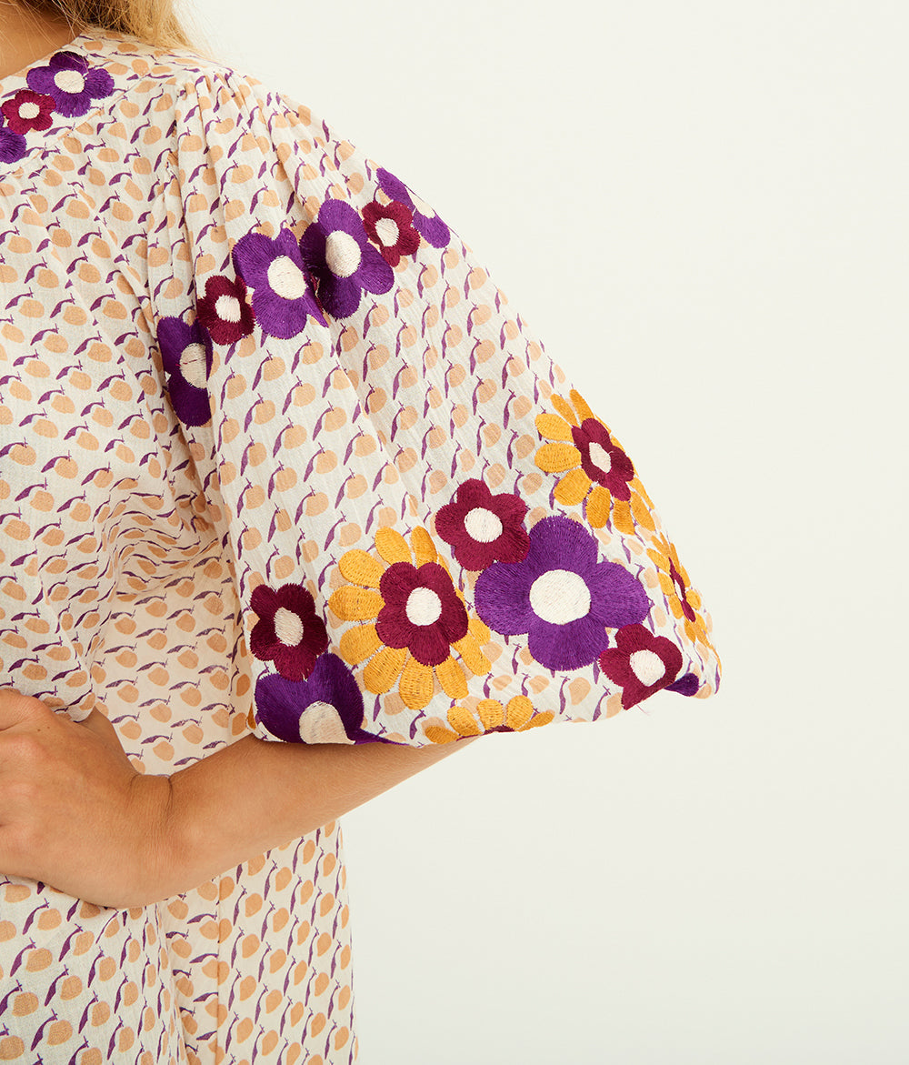 Robe courte brodée Apoline