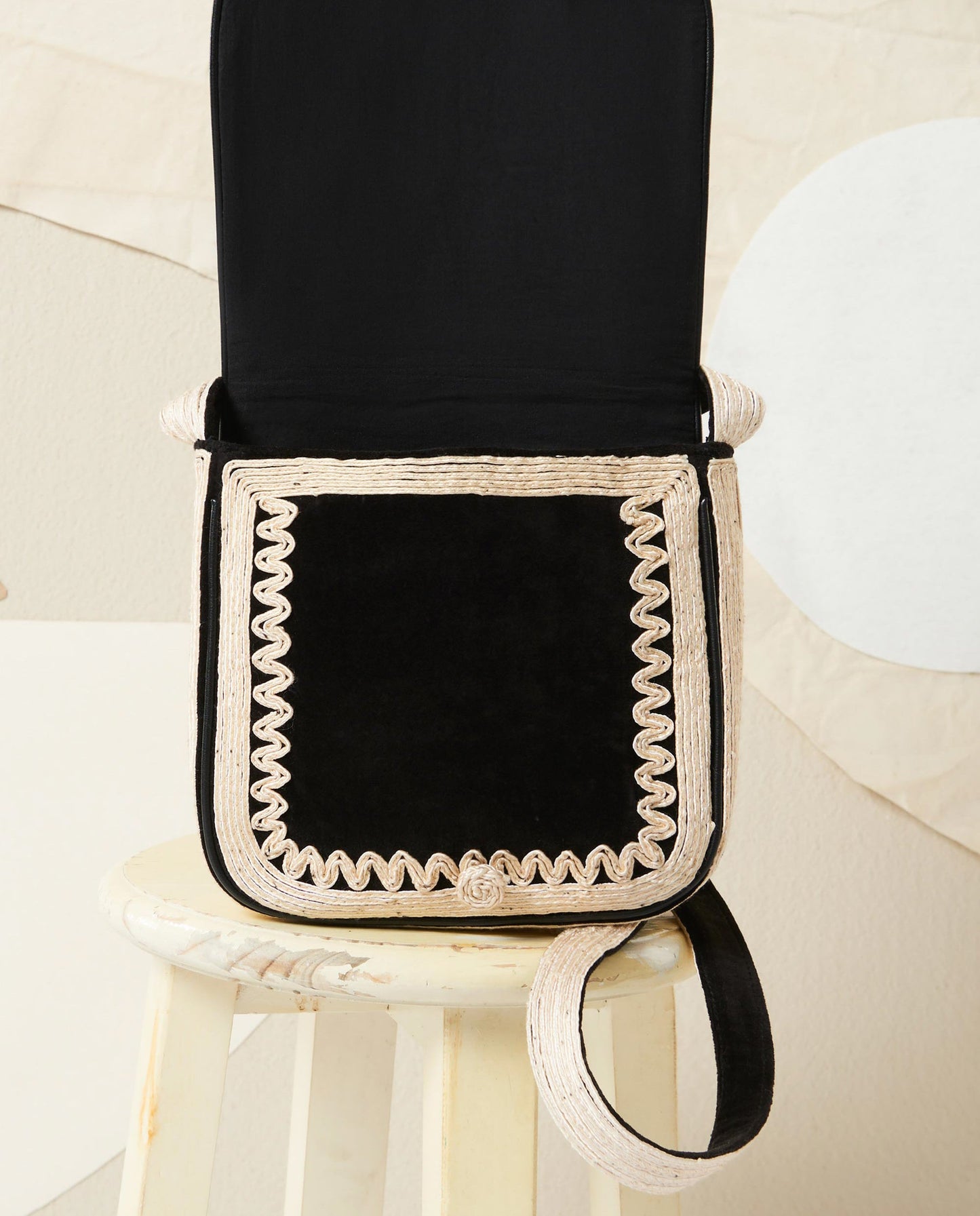 Petite besace en velours Hector