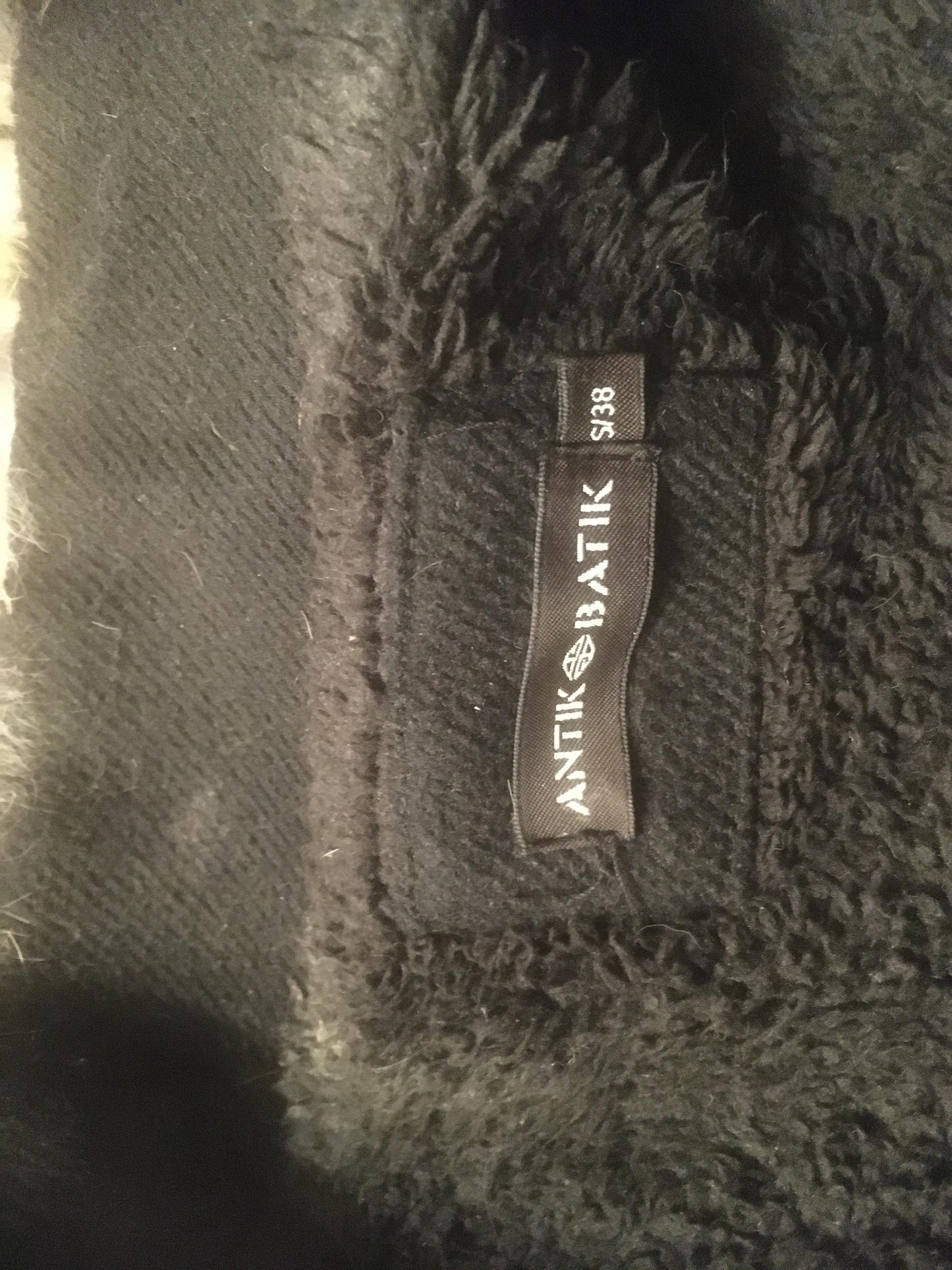Manteau brodé