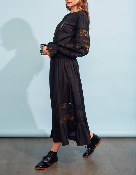 Robe longue en dentelle Romies