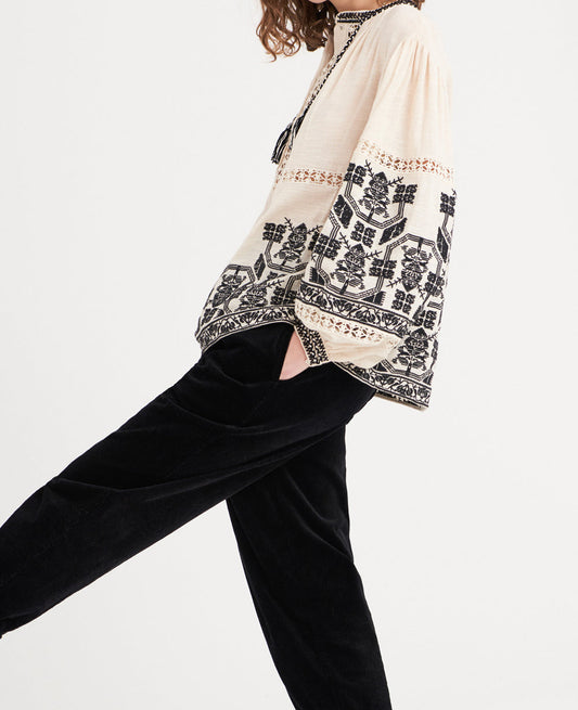 Blusa Sofía Bordada