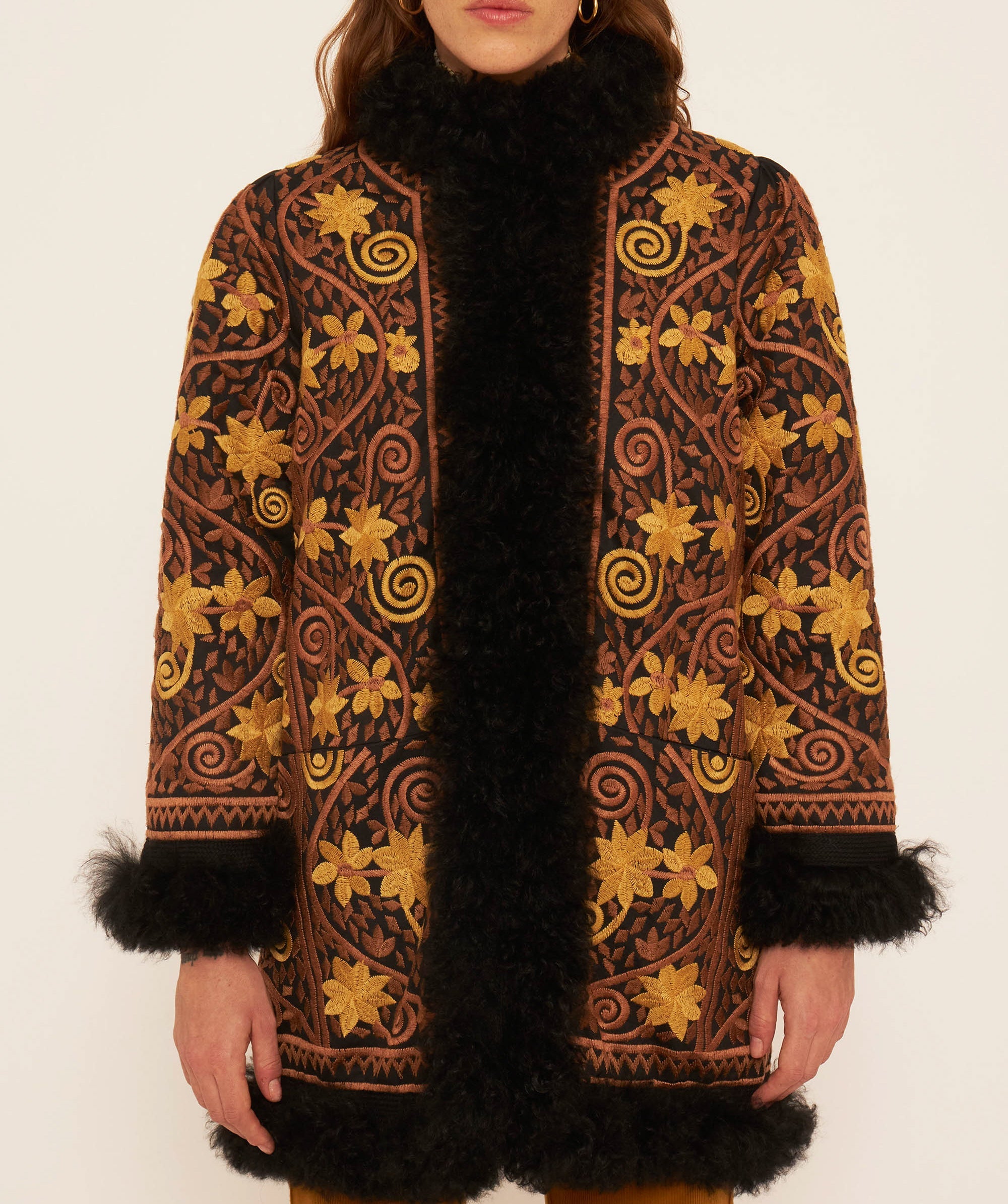 Manteau brodé online